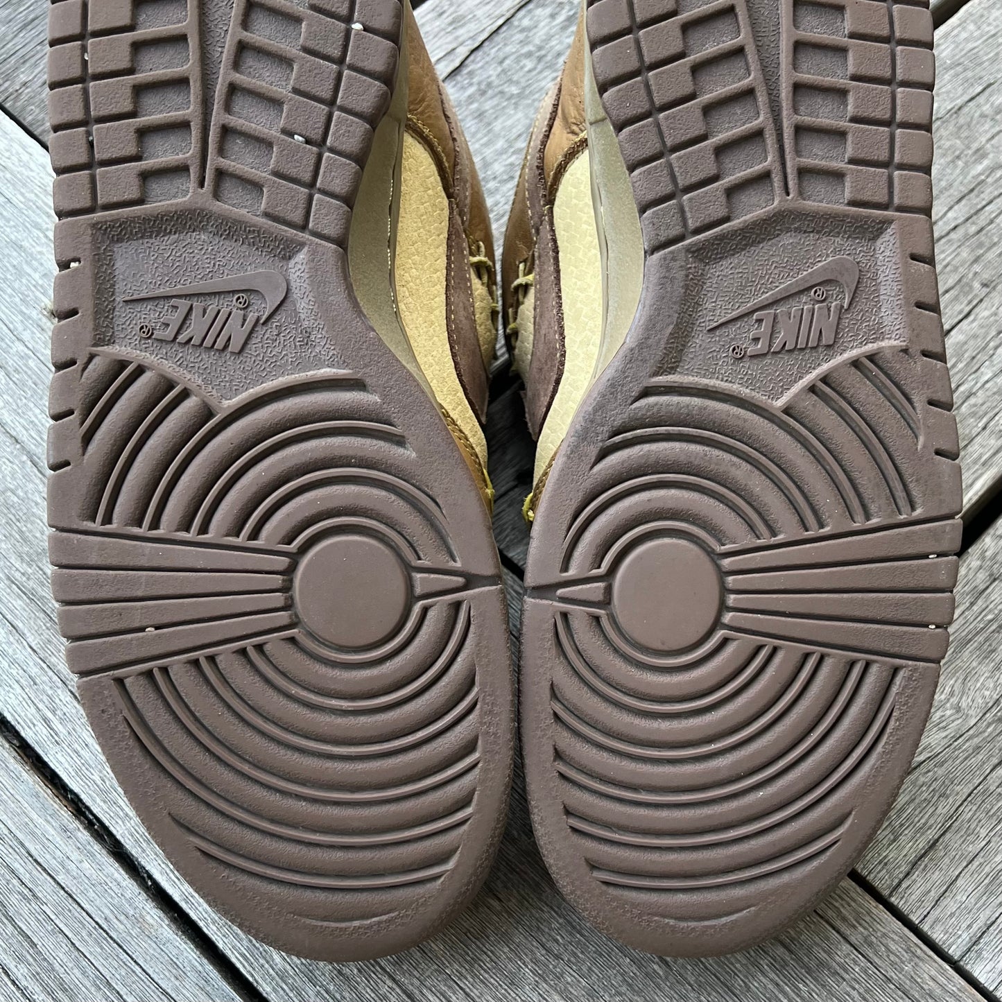 Nike SB Dunk Low Shanghai 2 Size 10.5