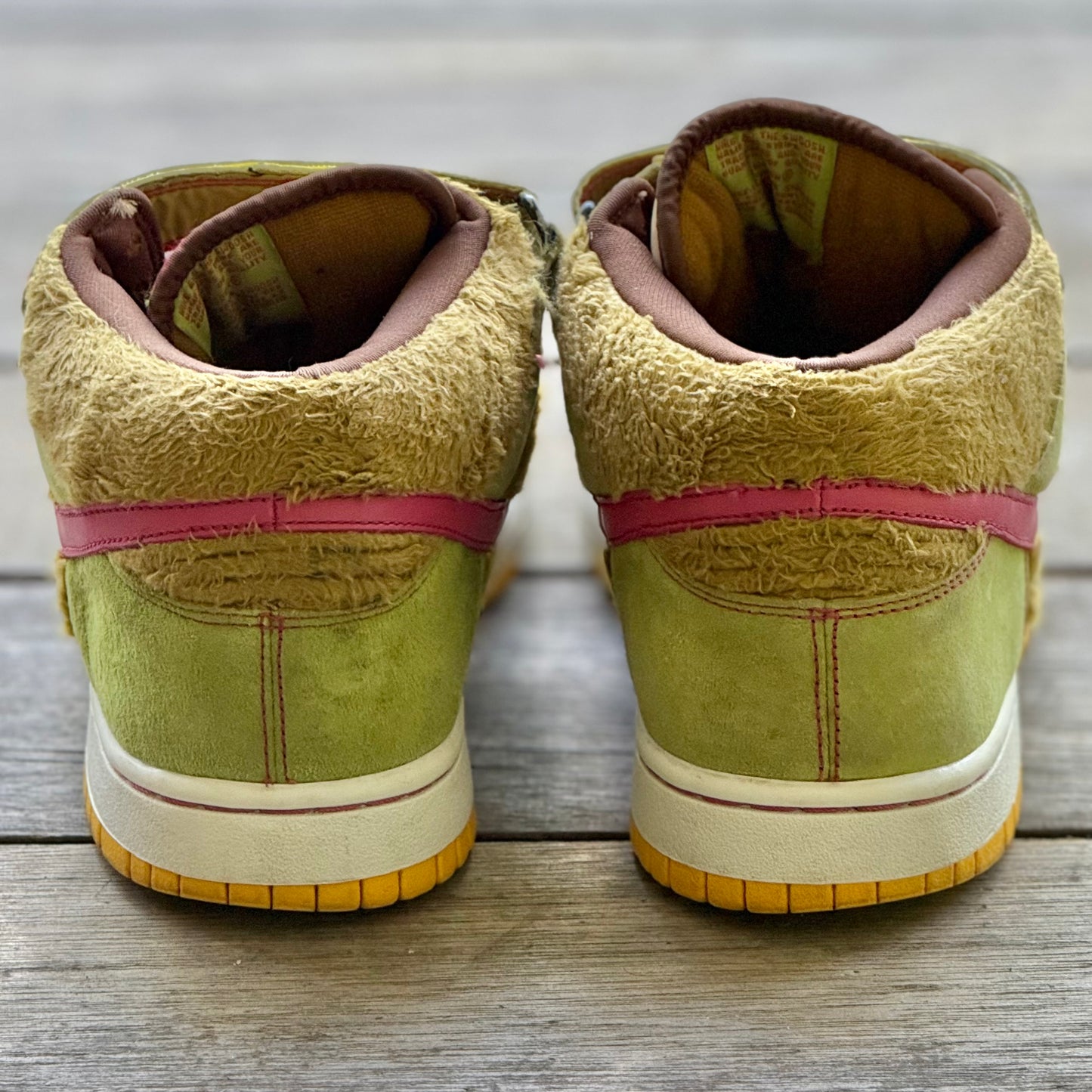 Nike SB Dunk Mid Three Bears Mama Bear Size 10