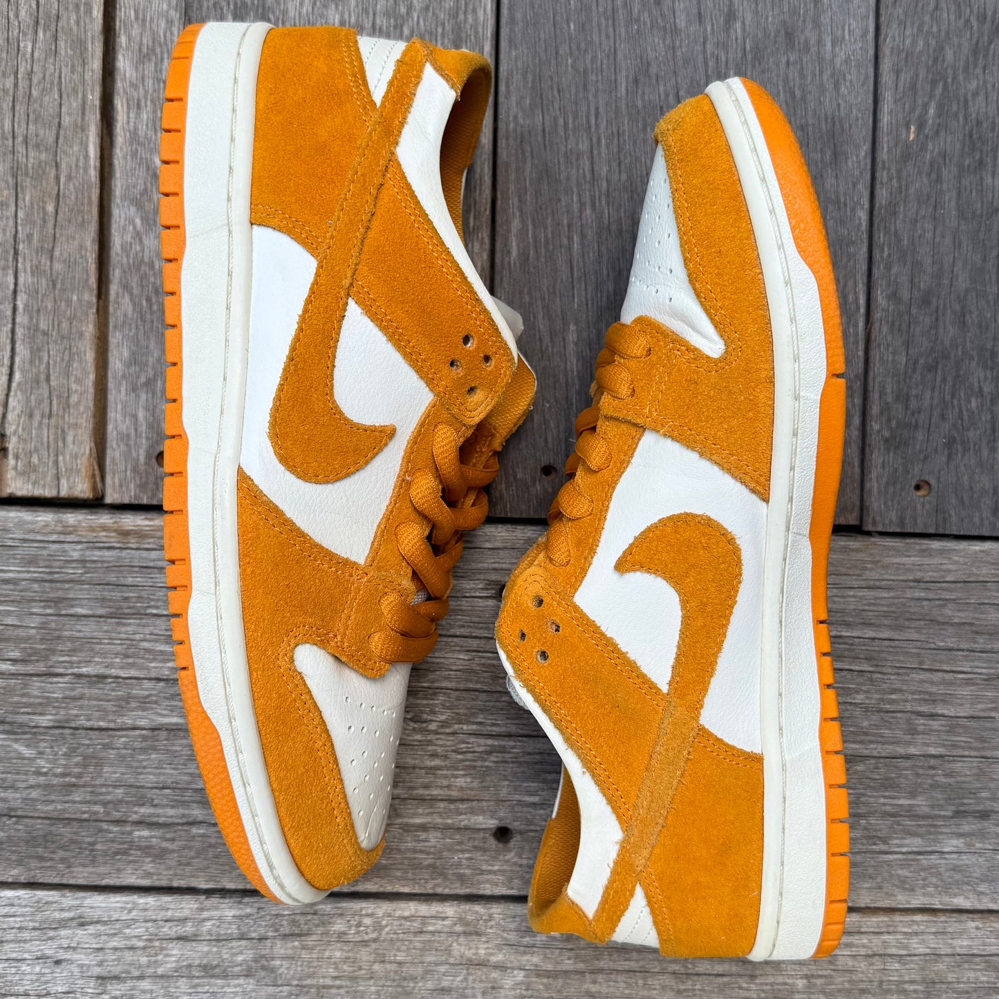 Nike SB Dunk Low Circuit Orange Size 9