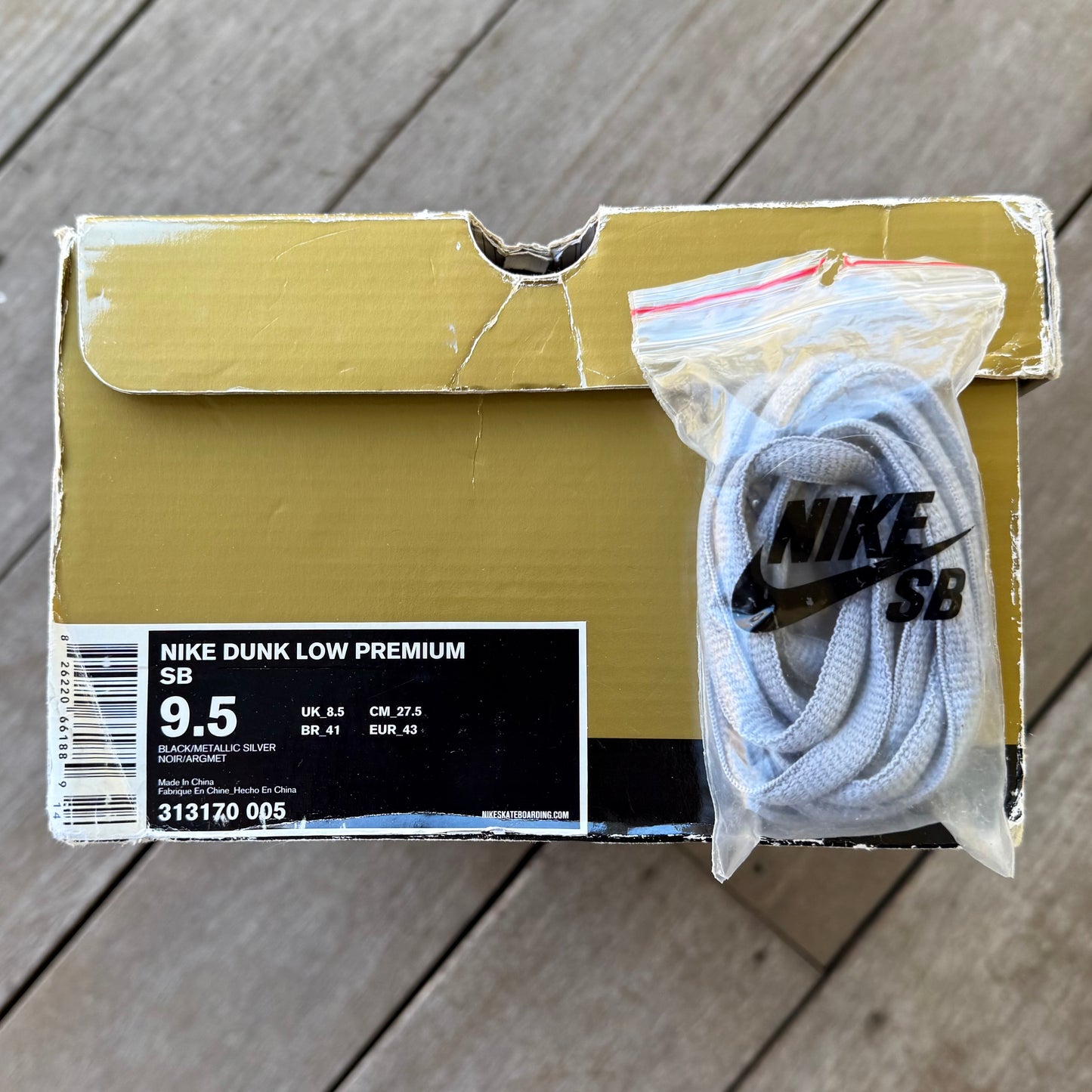 Nike SB Dunk Low Takashi 2 Size 9.5