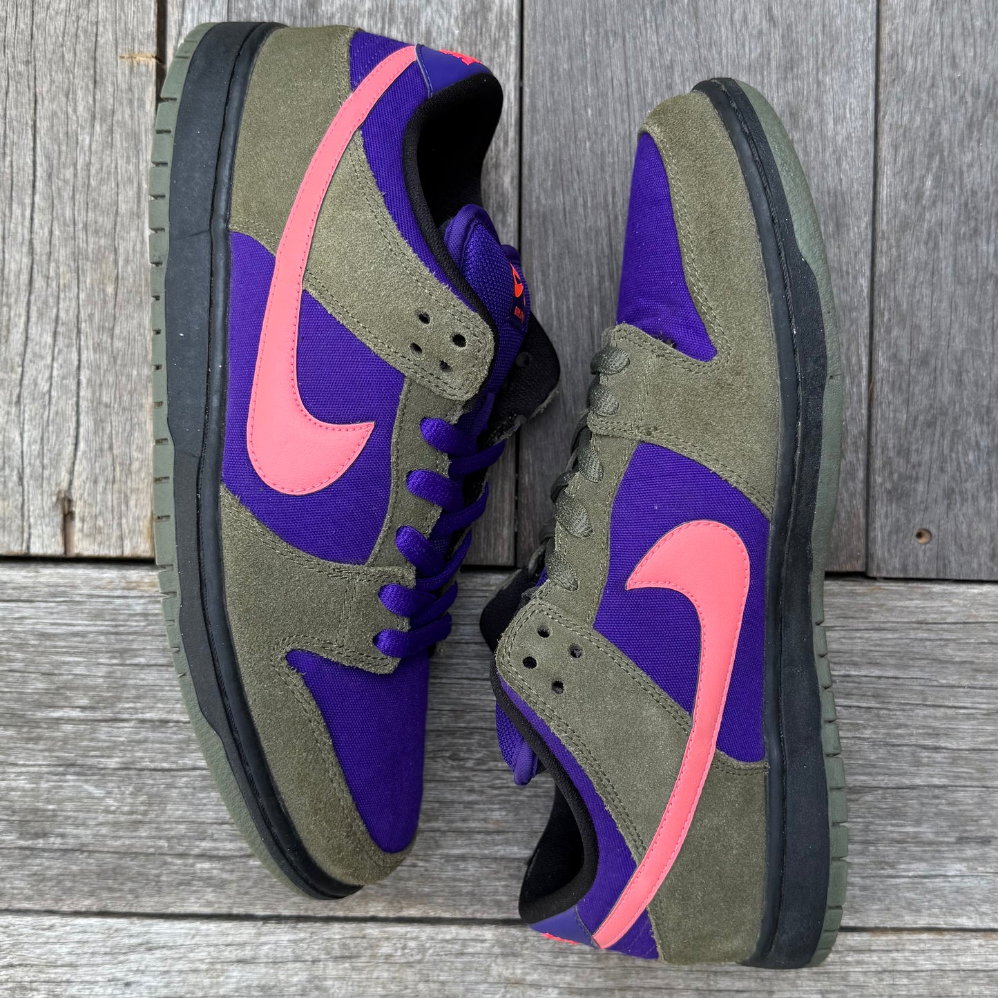 Nike SB Dunk Low Medium Olive Atomic Red Size 11.5