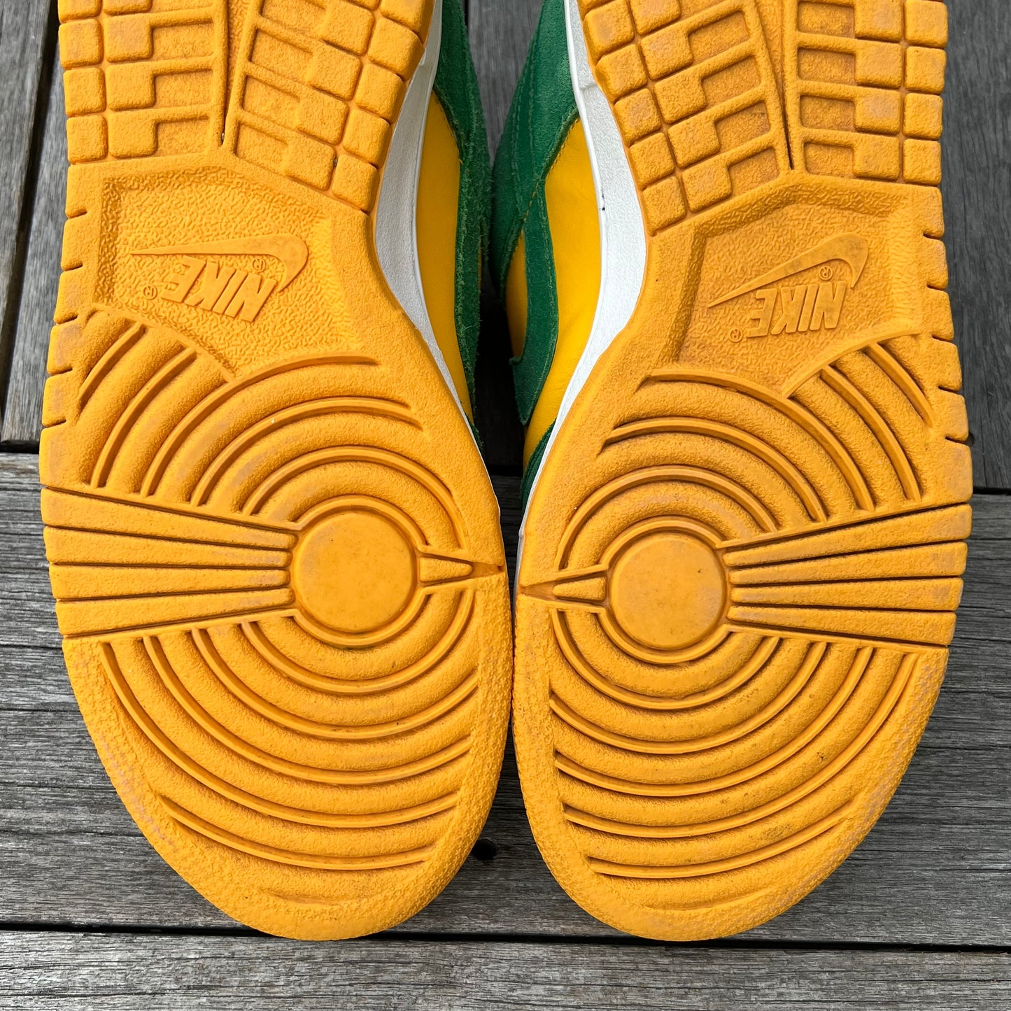 Nike SB Dunk Low Buck Size 10