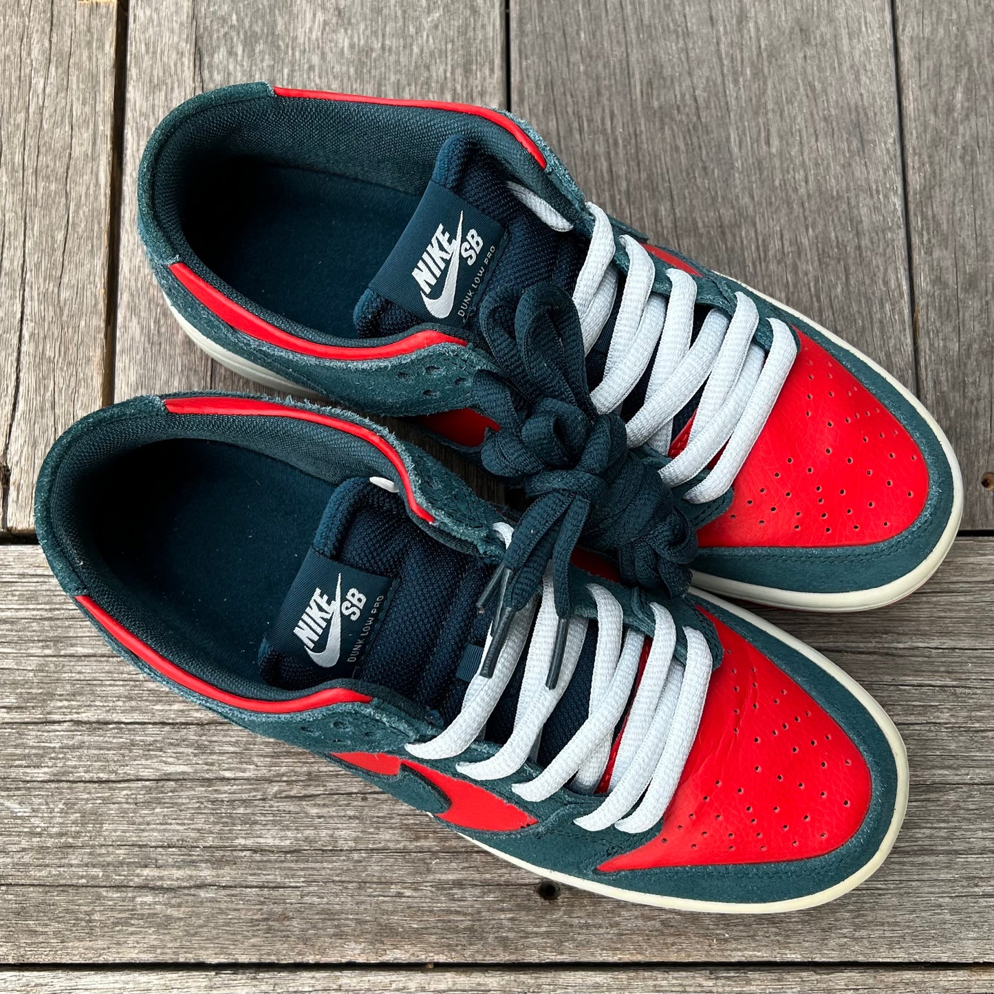 Nike SB Dunk Low Reverse Shark Size 8