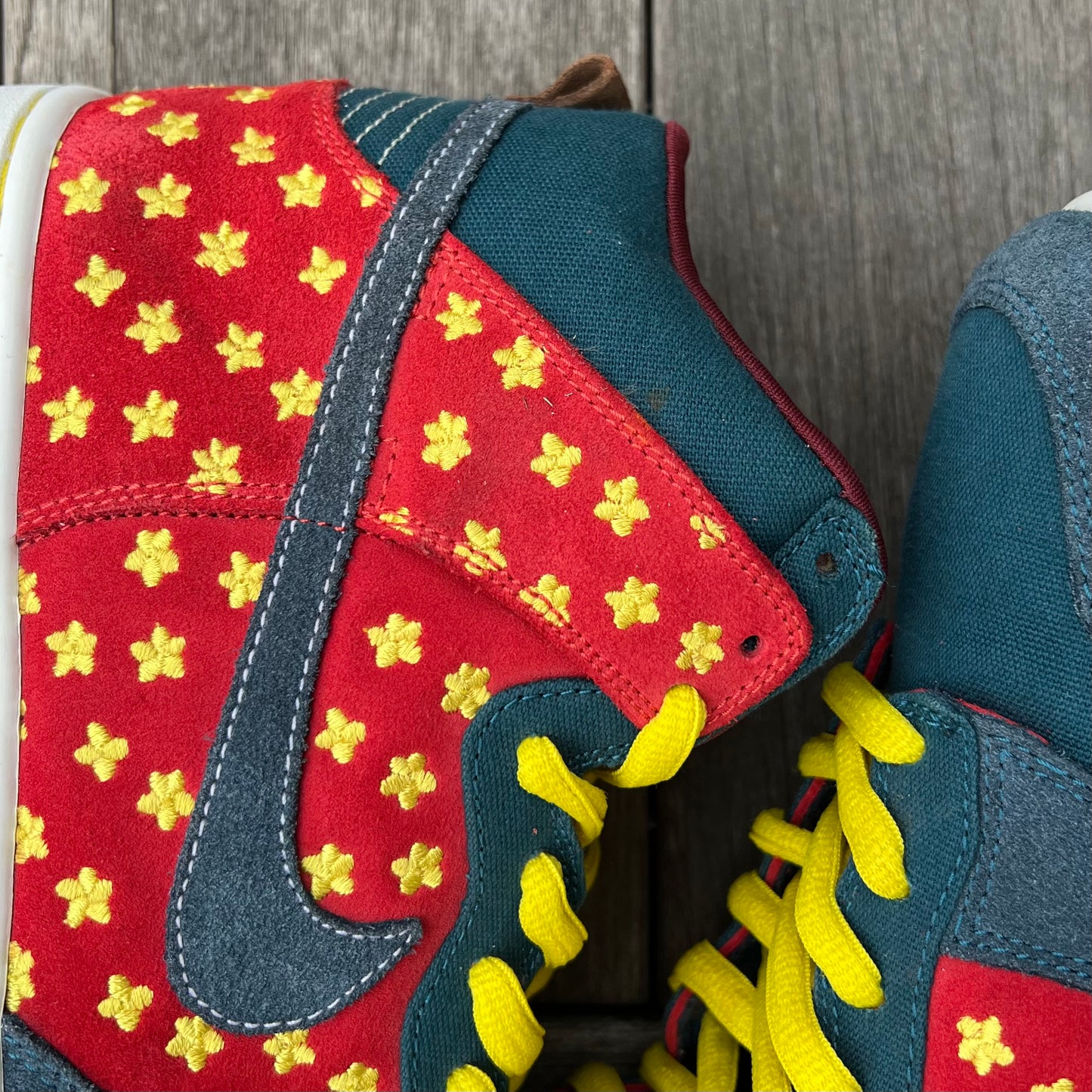 Nike SB Dunk High Quagmire Size 10