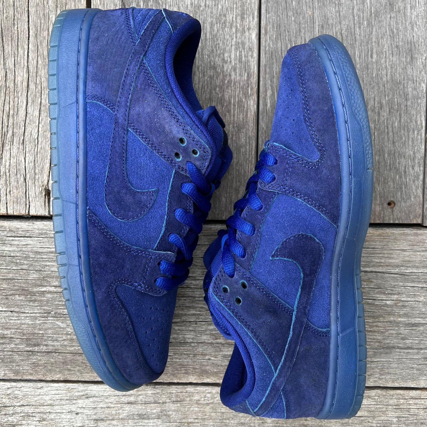 Nike SB Dunk Low Blue Moon Size 8.5