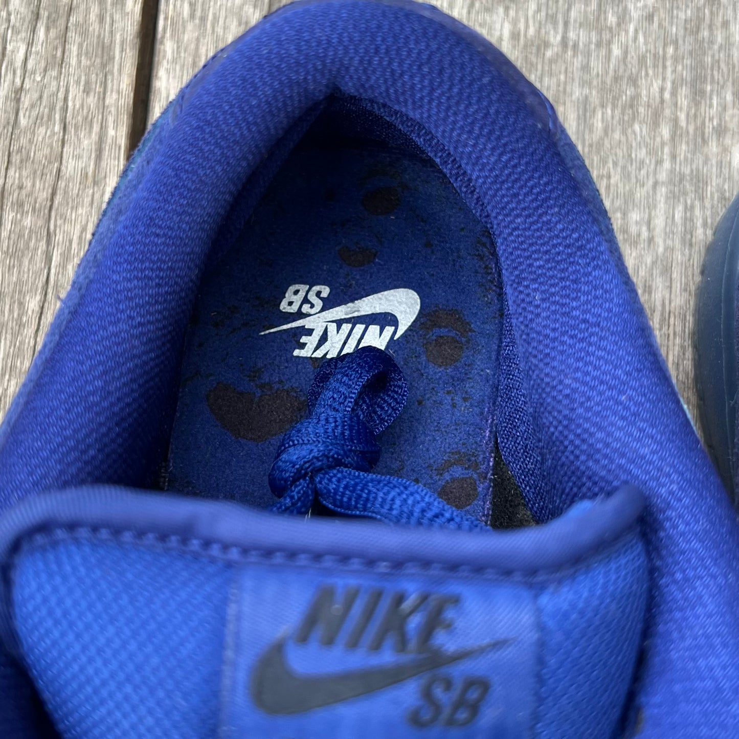 Nike SB Dunk Low Blue Moon Size 8.5