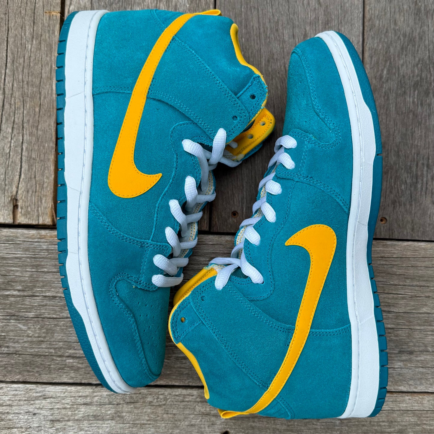 Nike SB Dunk High Tropical Teal Size 12