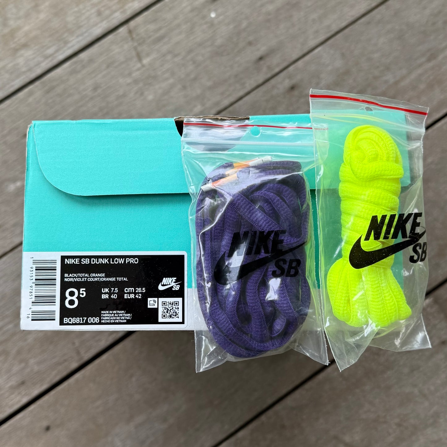 Nike SB Dunk Low Night of Mischief Size 8.5