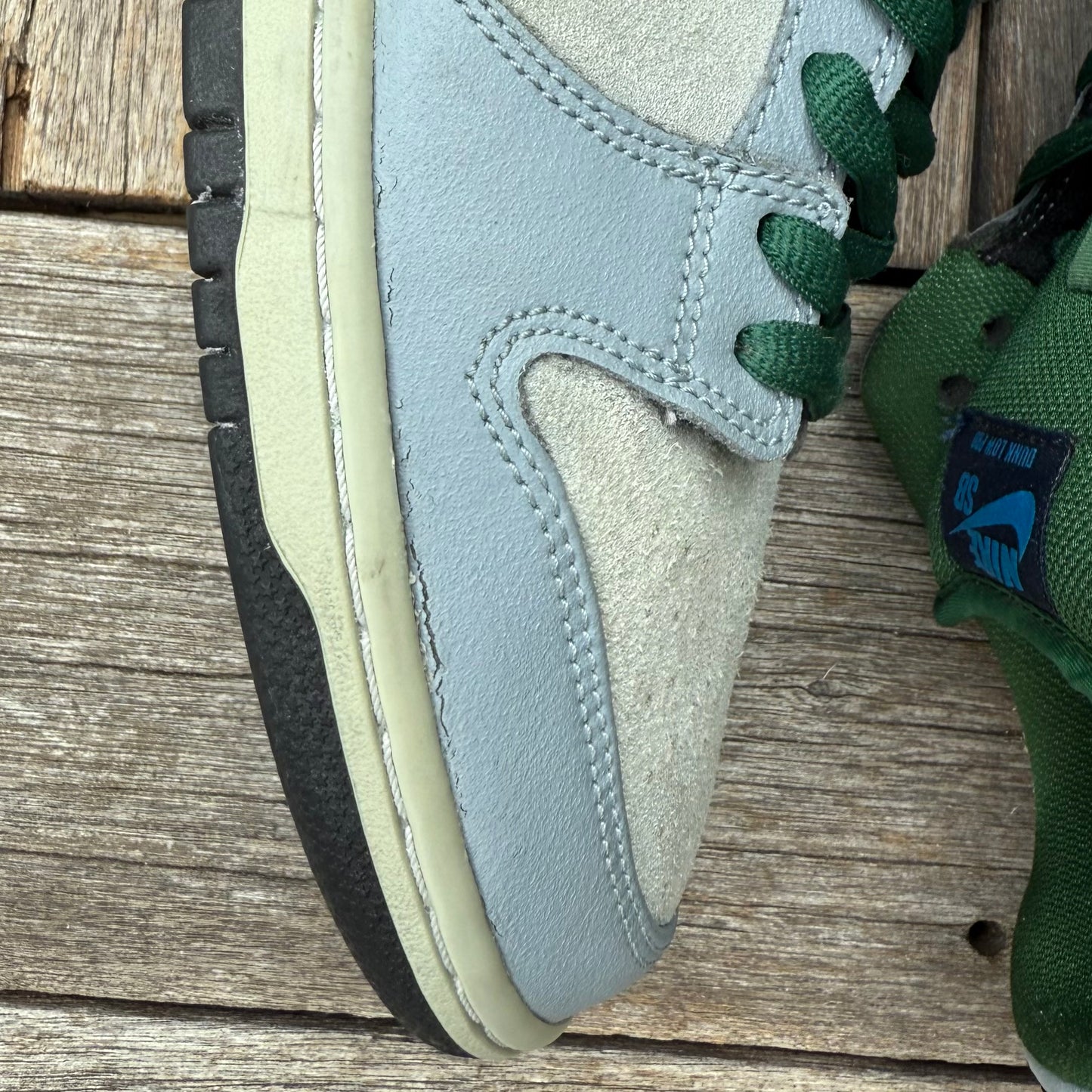 Nike SB Dunk Low Central Park Maple Leaf Size 10.5