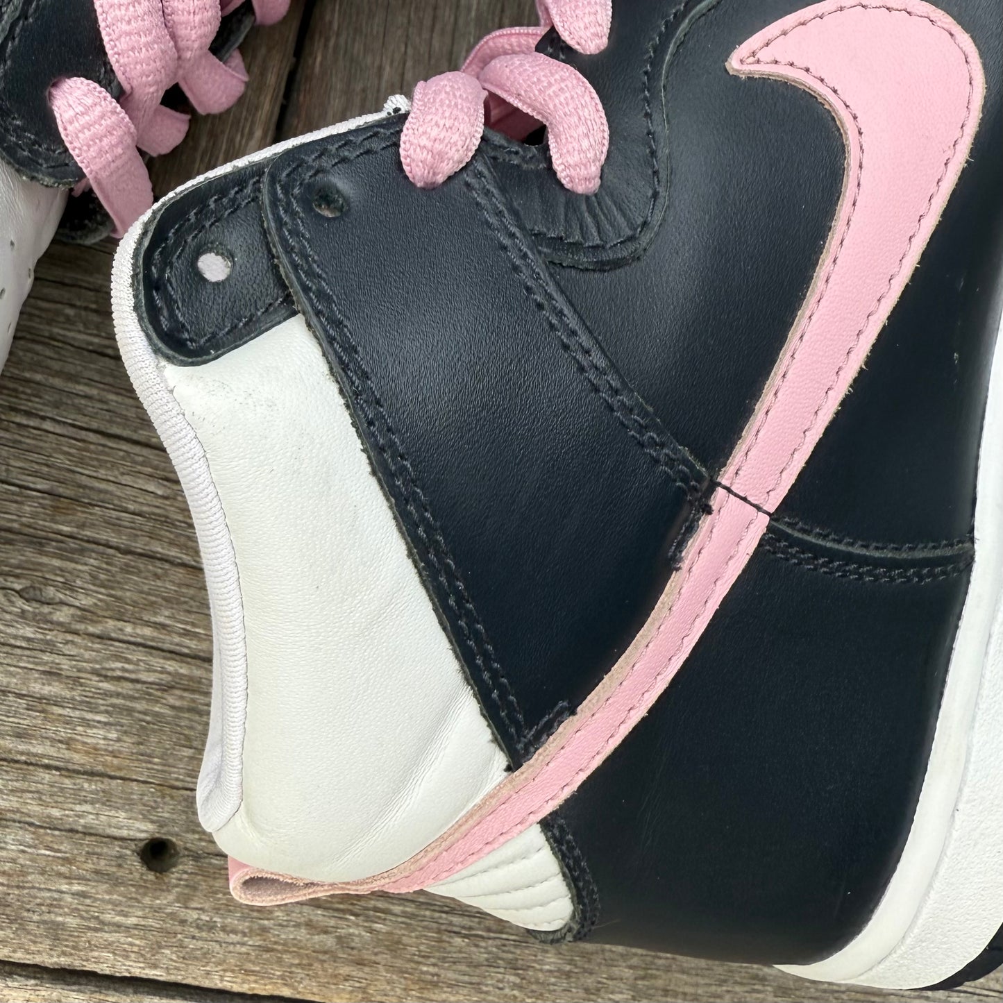 Nike SB Dunk High Shy Pink Obsidian Size 8