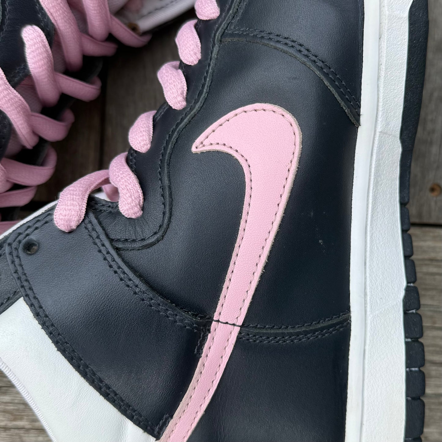 Nike SB Dunk High Shy Pink Obsidian Size 8
