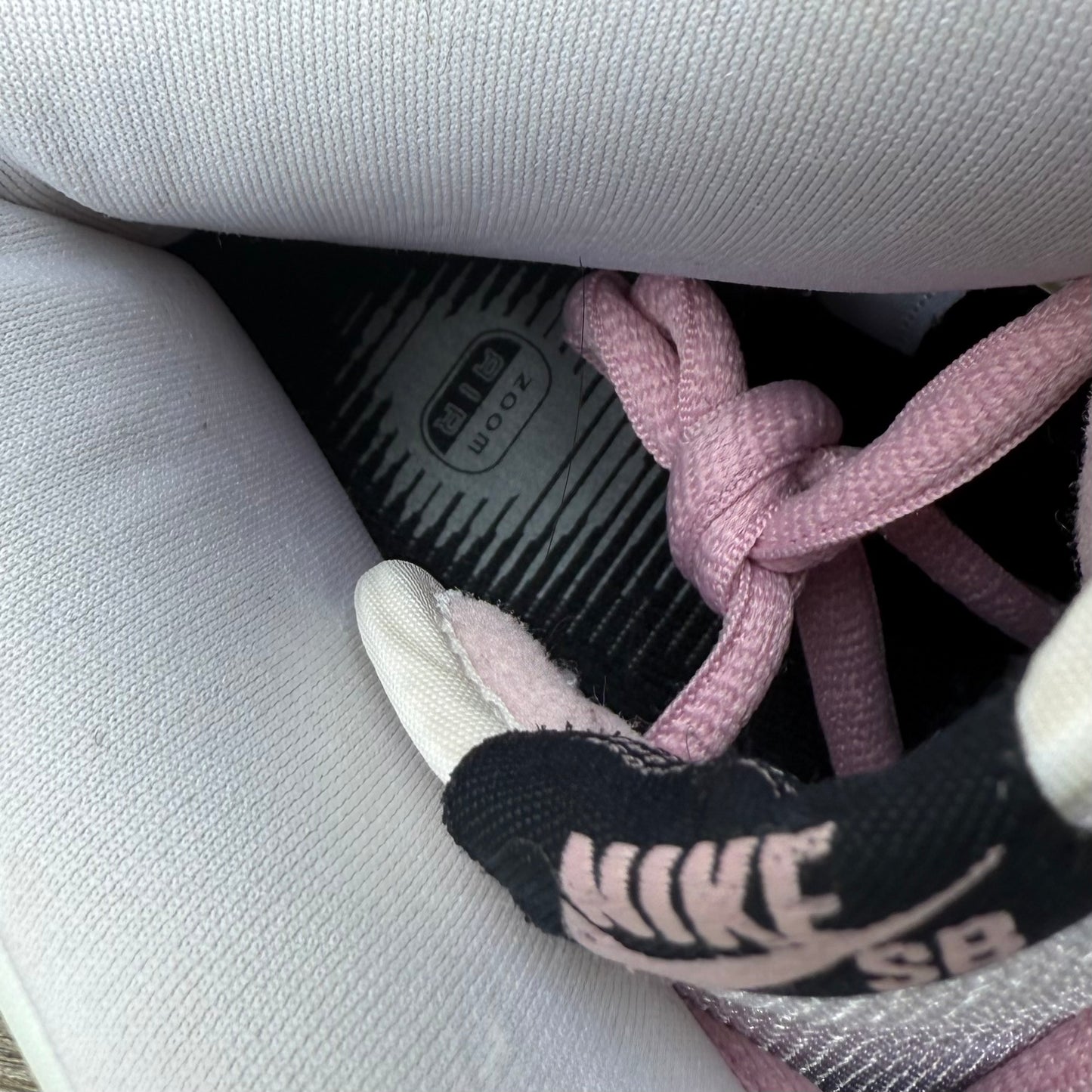 Nike SB Dunk High Shy Pink Obsidian Size 8