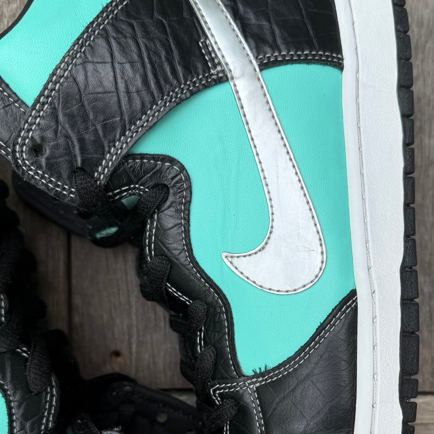 Nike SB Dunk High Tiffany Diamond Size 11.5