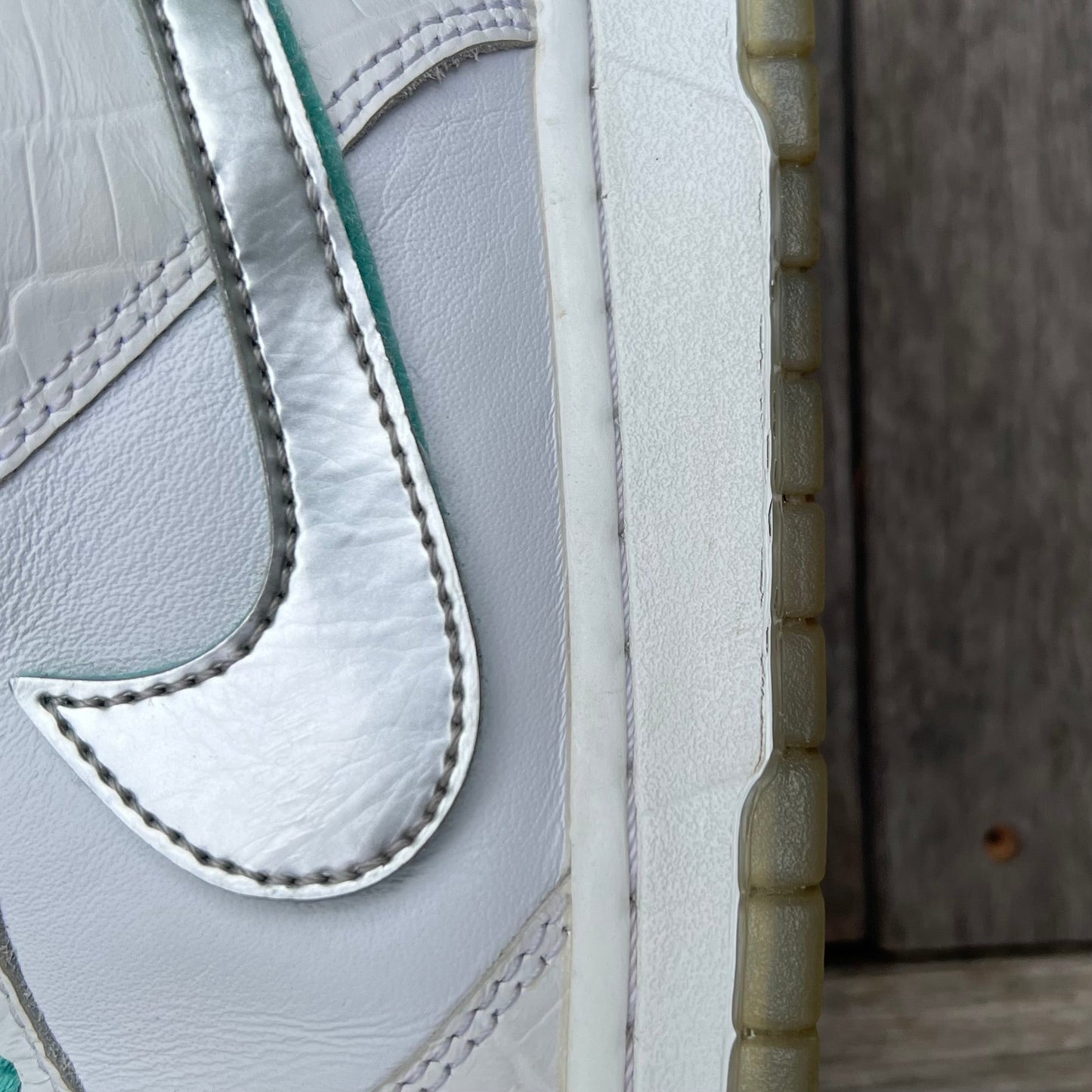Nike SB Dunk Low White Diamond Size 11