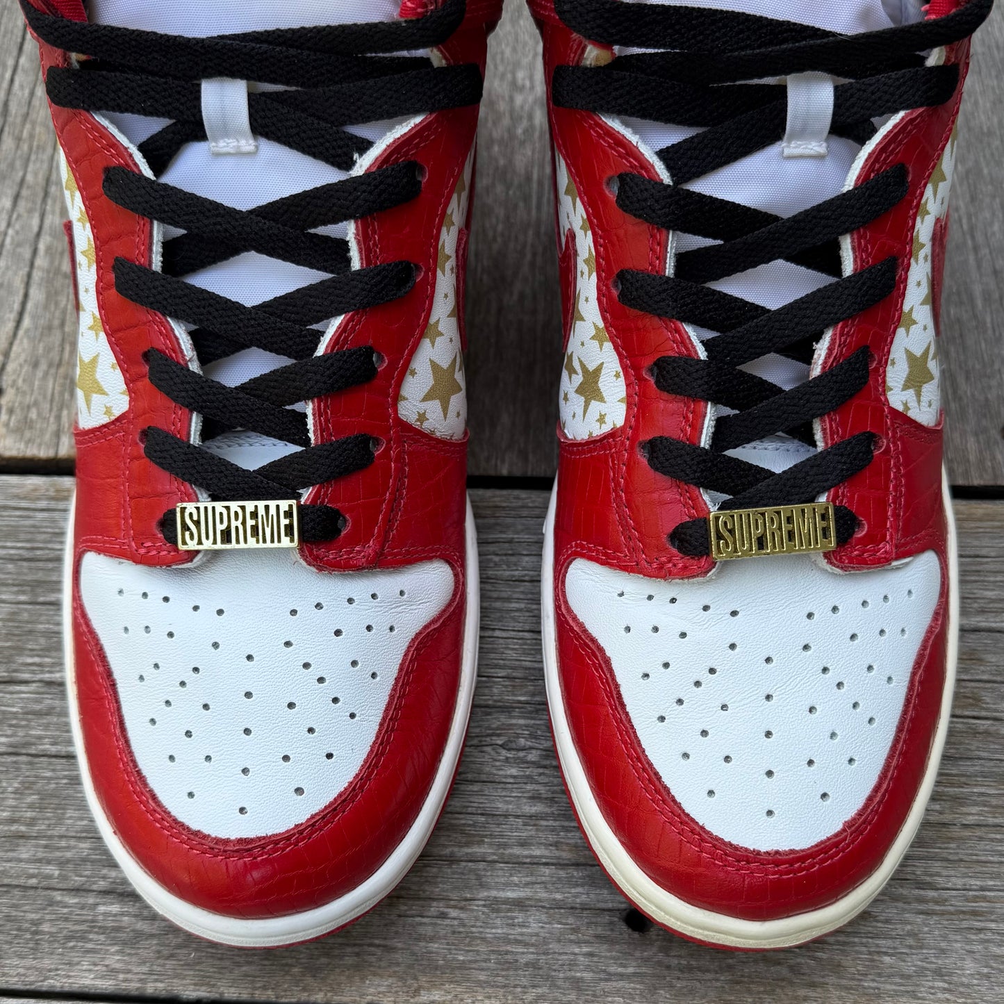 Nike SB Dunk High Red Supreme Size 9.5