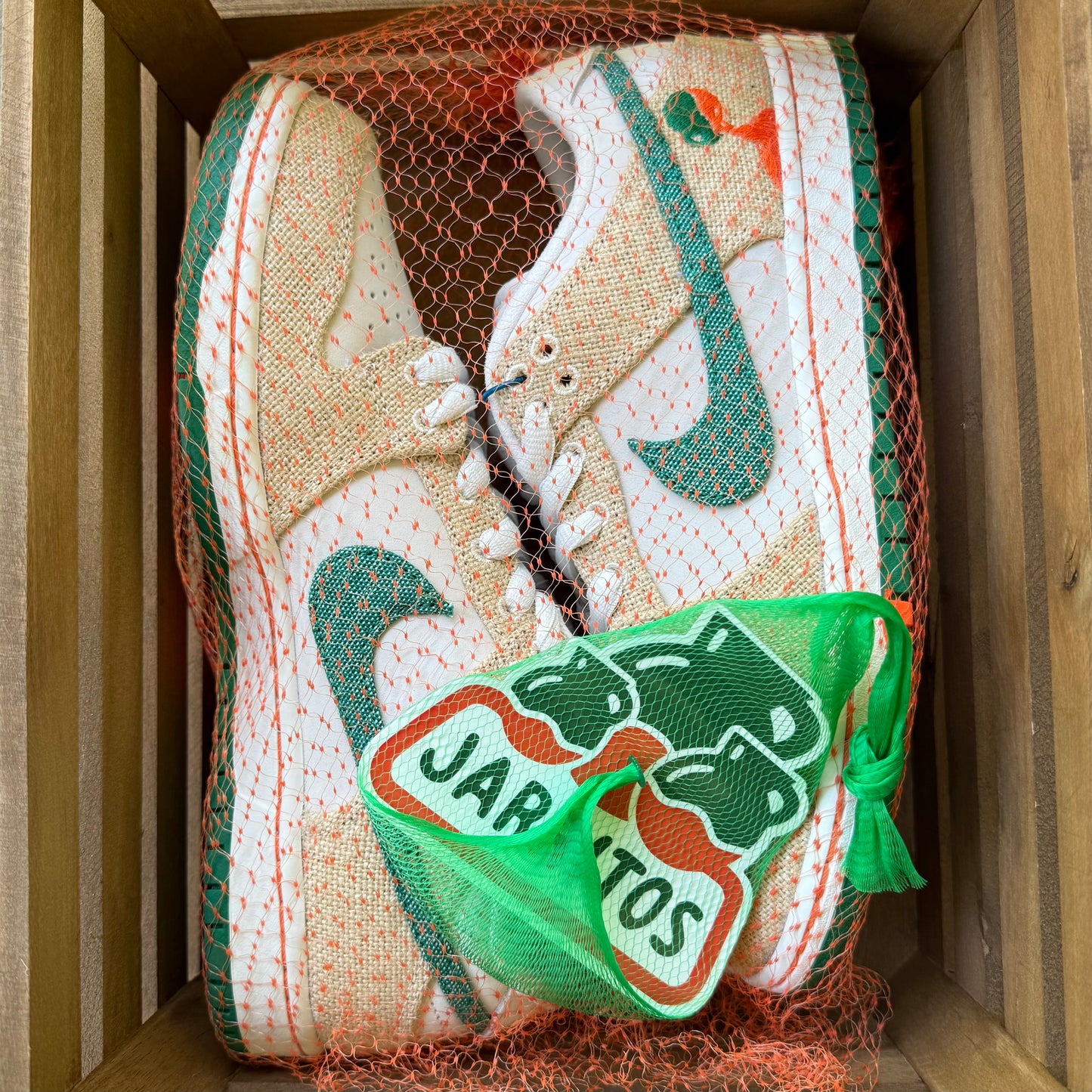 Nike SB Dunk Low Jarritos (Special Wooden Crate) Size 8.5