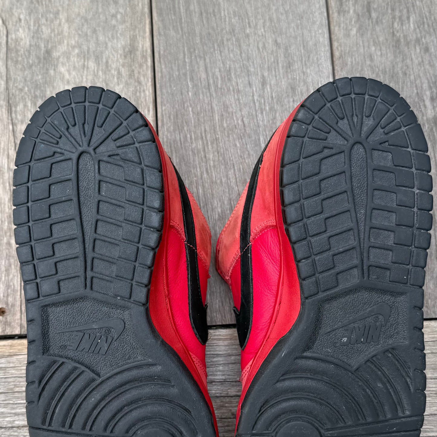 Nike SB Dunk Low True Red Size 11