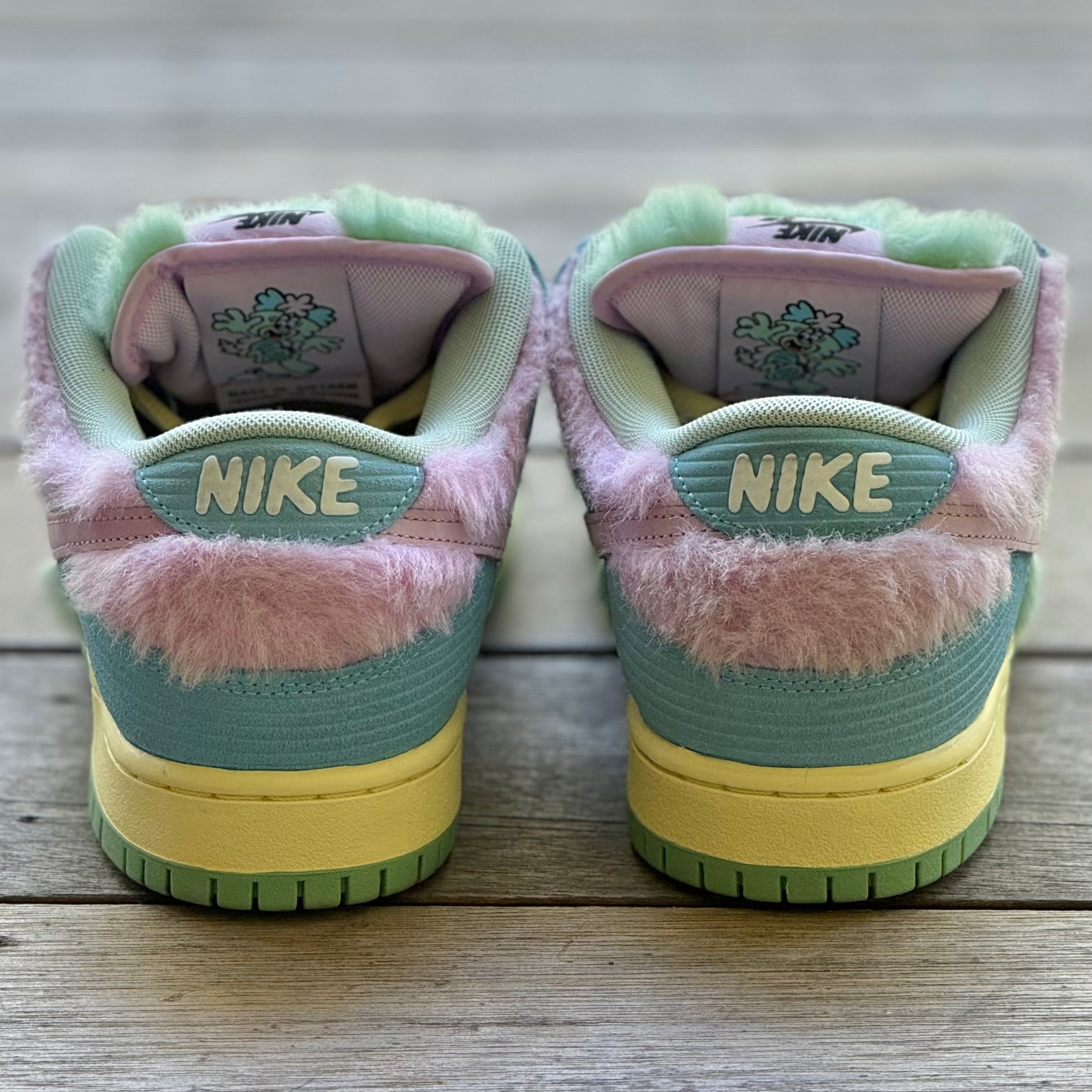 Nike SB Dunk Low Verdy Visty Size 9