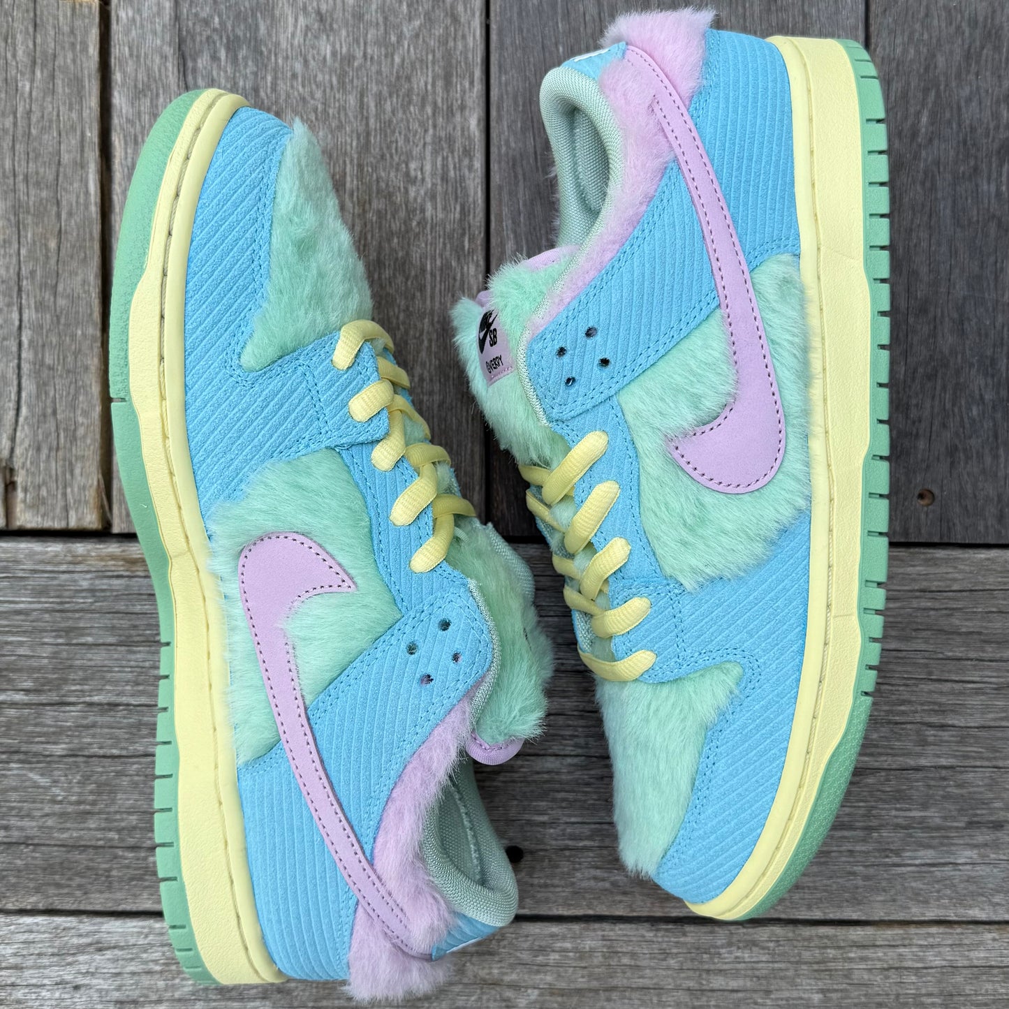 Nike SB Dunk Low Verdy Visty Size 9