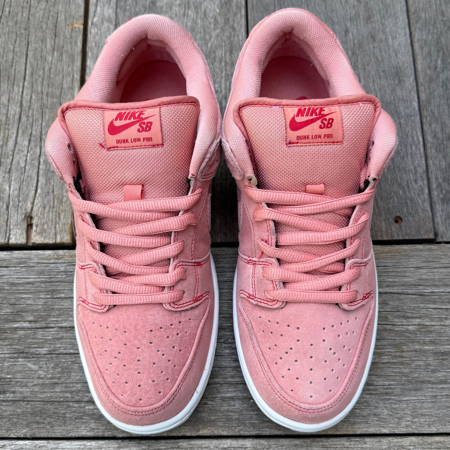 Nike SB Dunk Low Pink Pig Size 9