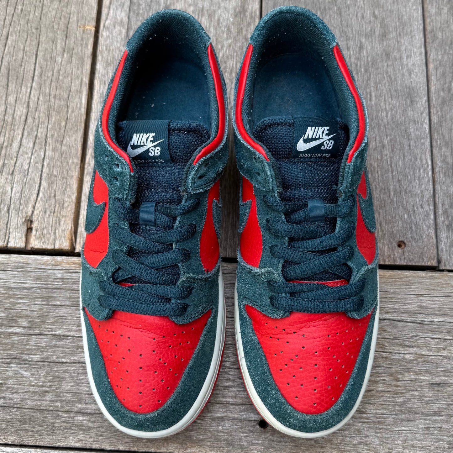 Nike SB Dunk Low Reverse Shark Size 9.5