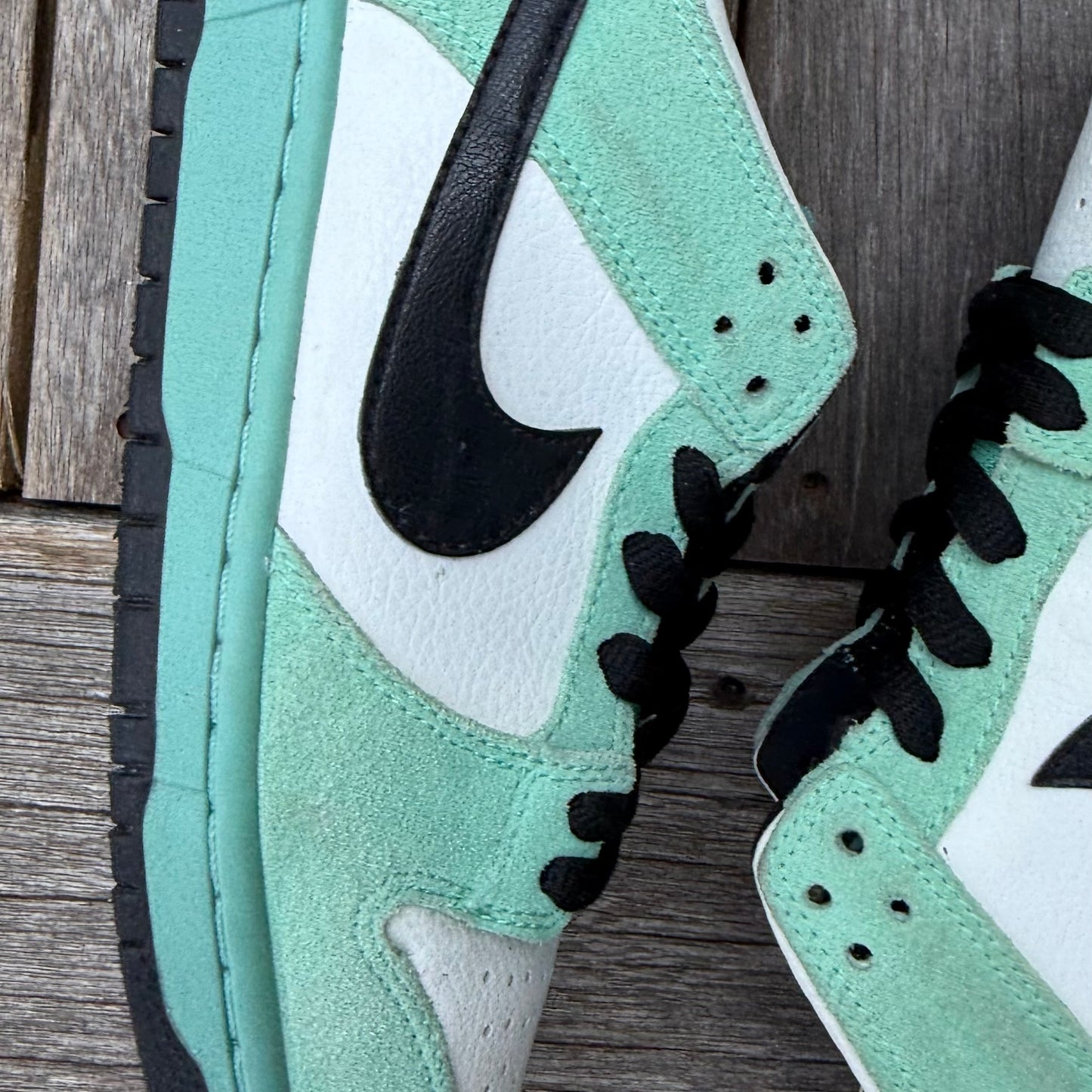 Nike SB Dunk Low Sea Crystal Size 9.5