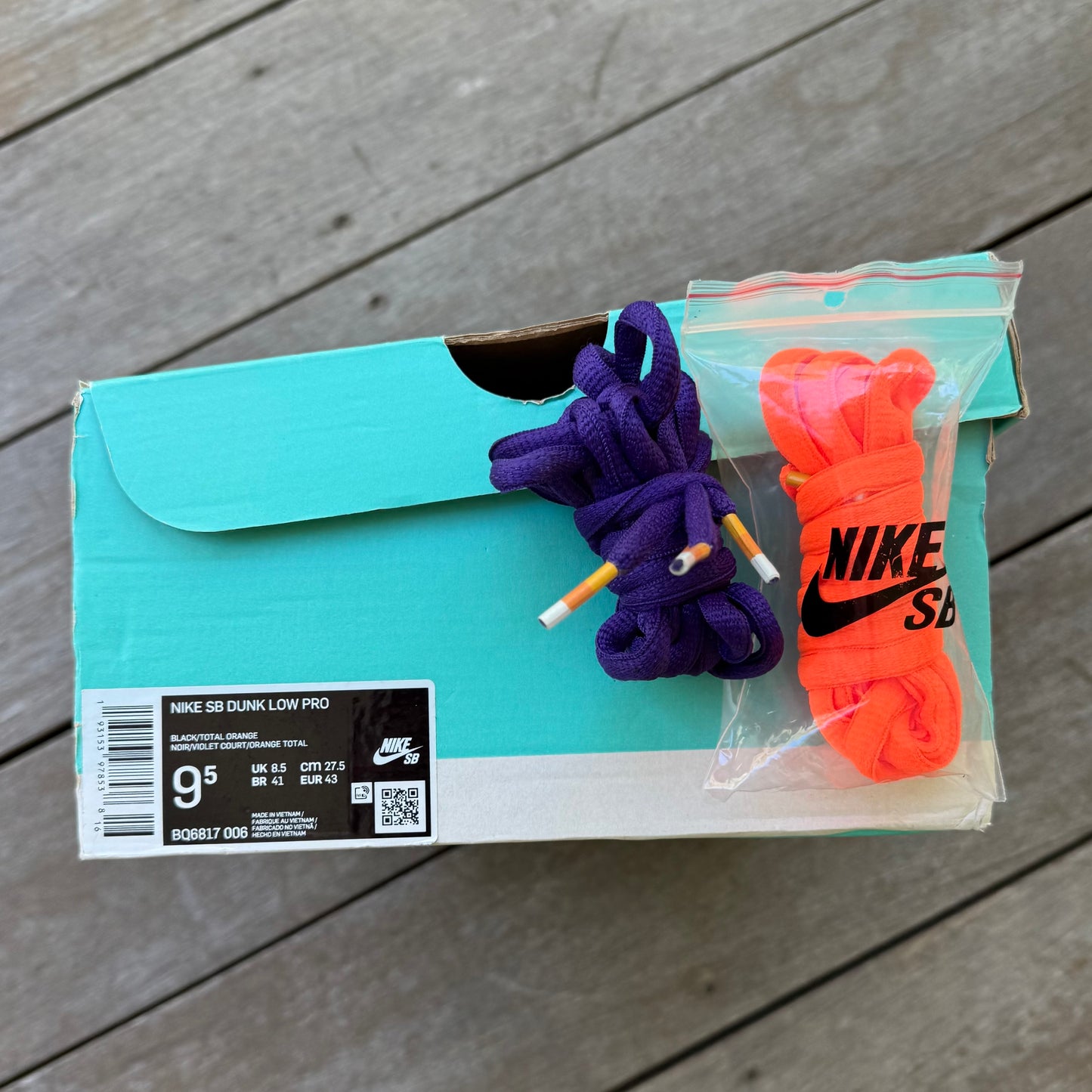 Nike SB Dunk Low Night of Mischief Size 9.5