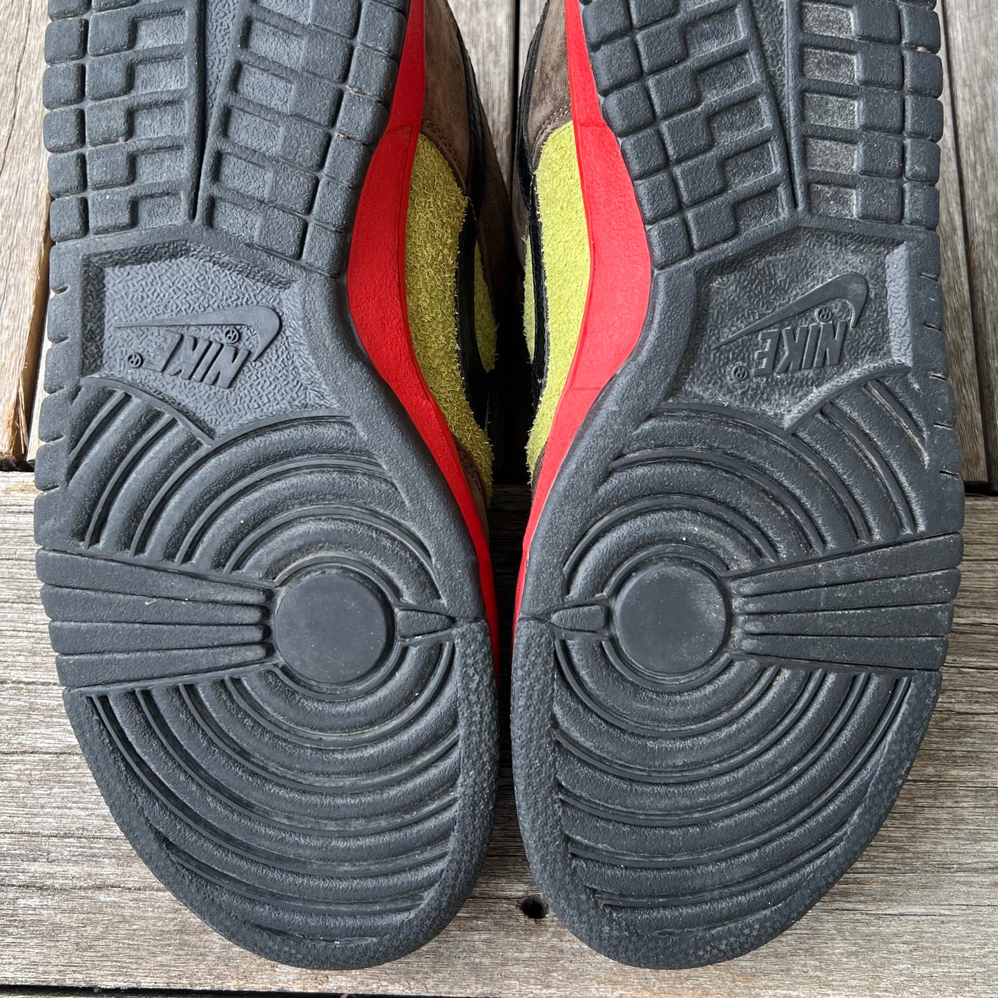 Nike SB Dunk Low Asparagus Size 8