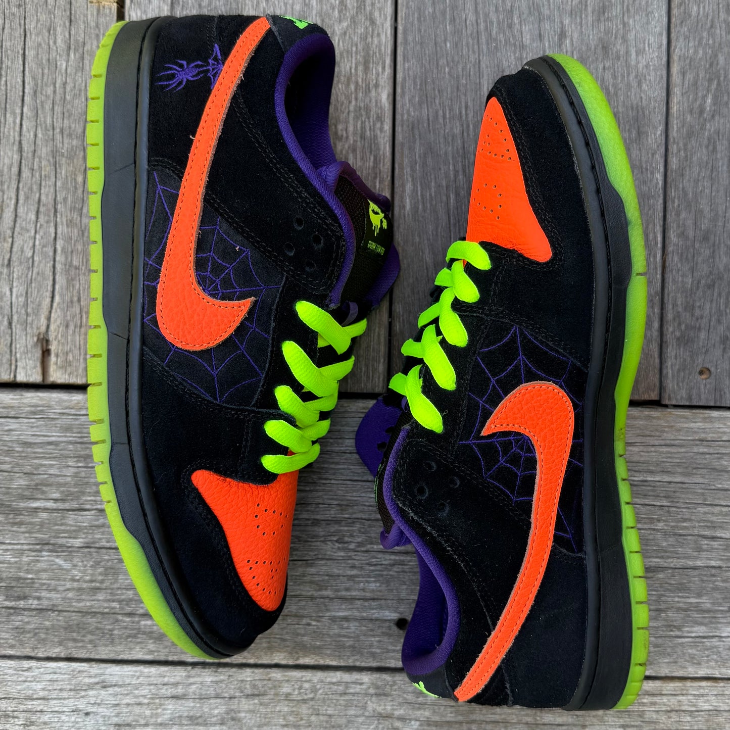 Nike SB Dunk Low Night of Mischief Size 9.5
