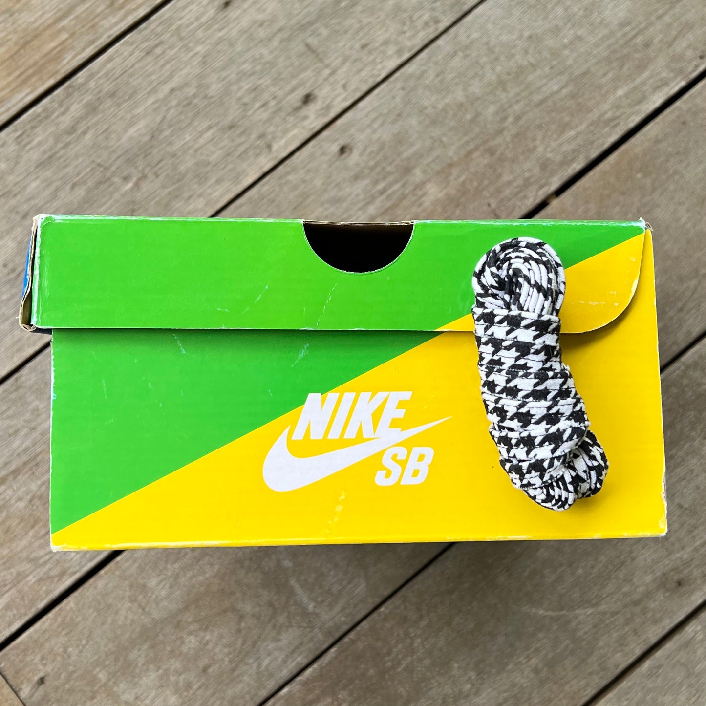 Nike SB Dunk Low Habibi Size 11.5