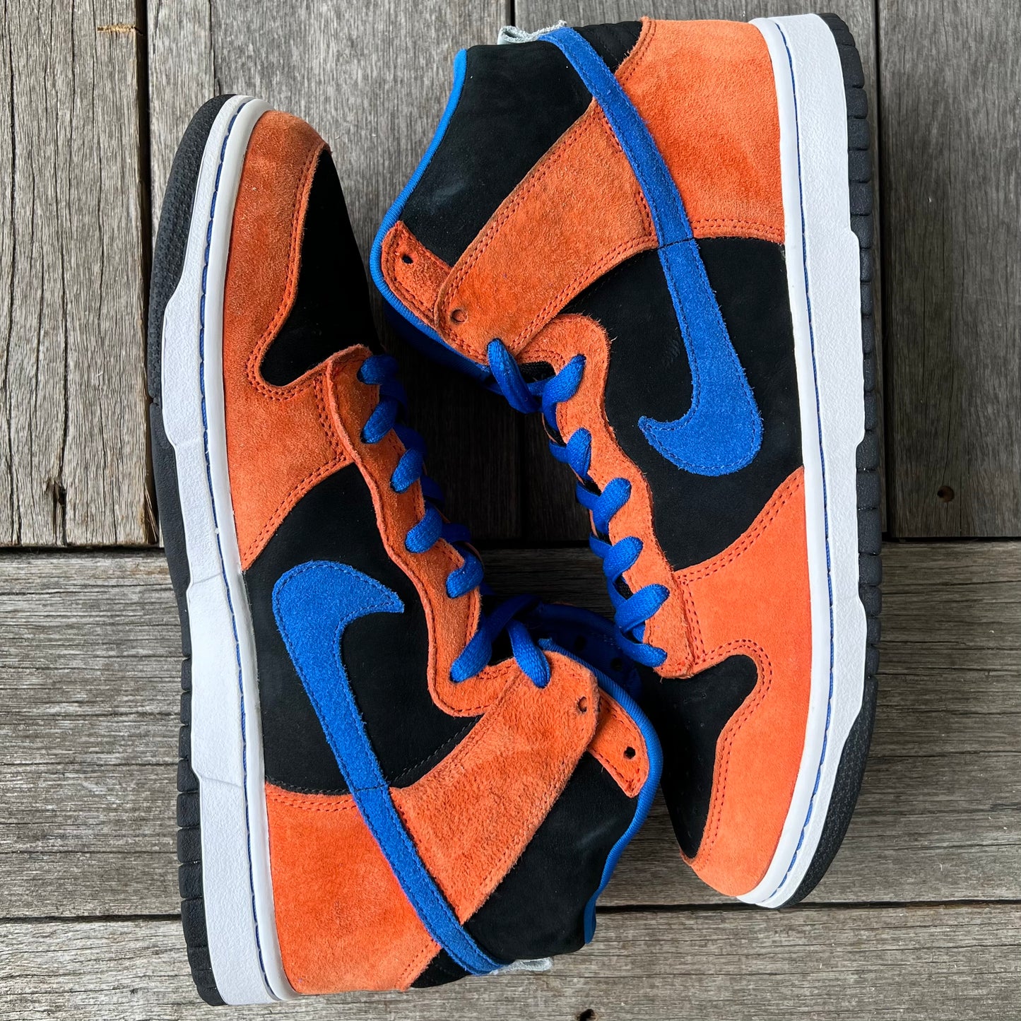 Nike SB Dunk High Knicks Size 10.5