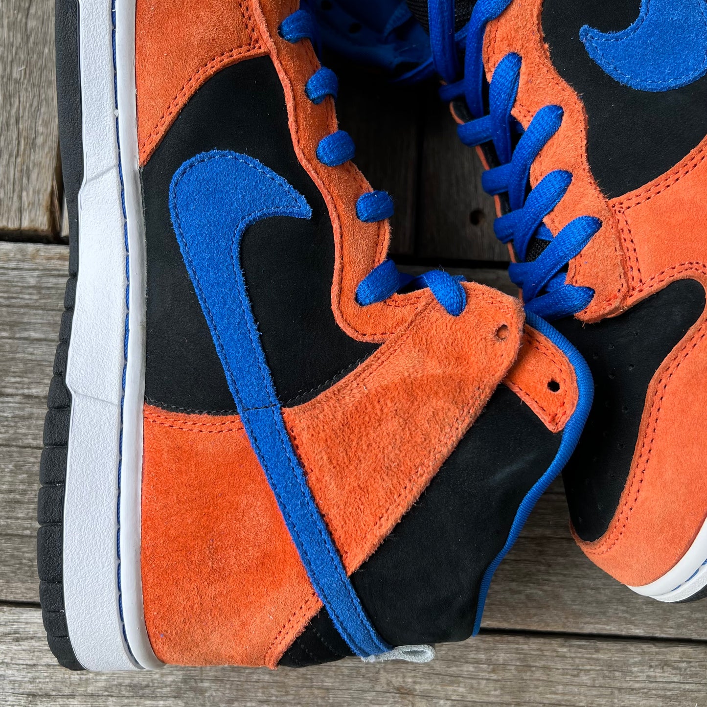 Nike SB Dunk High Knicks Size 10.5