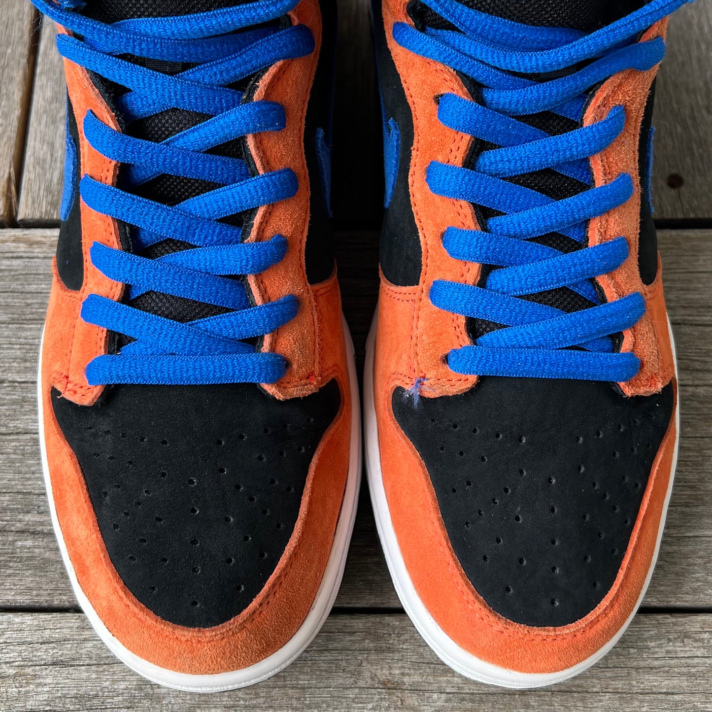 Nike SB Dunk High Knicks Size 10.5