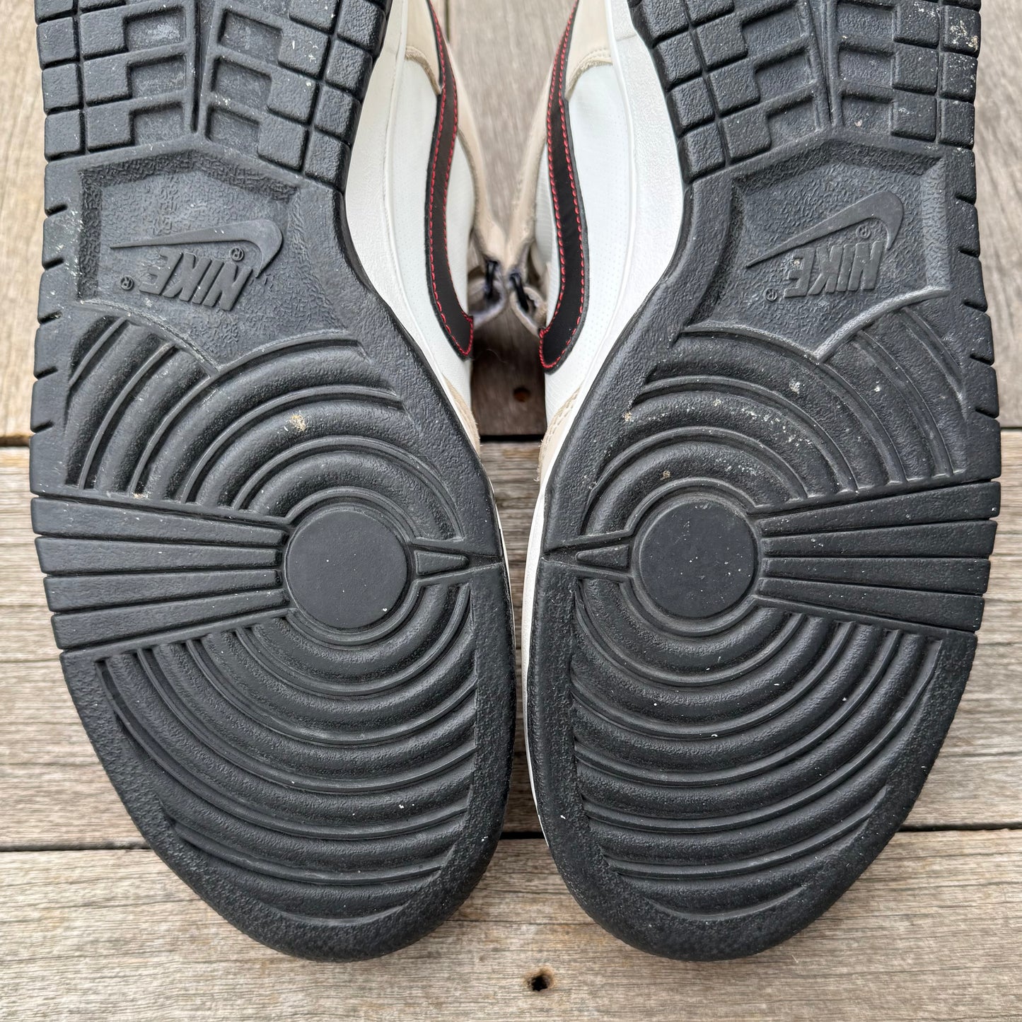 Nike SB Dunk Mid Light Bone Size 13