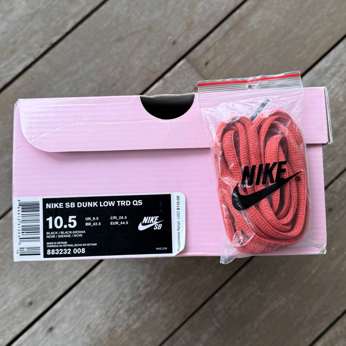 Nike SB Dunk Low Black Pigeon Size 10.5