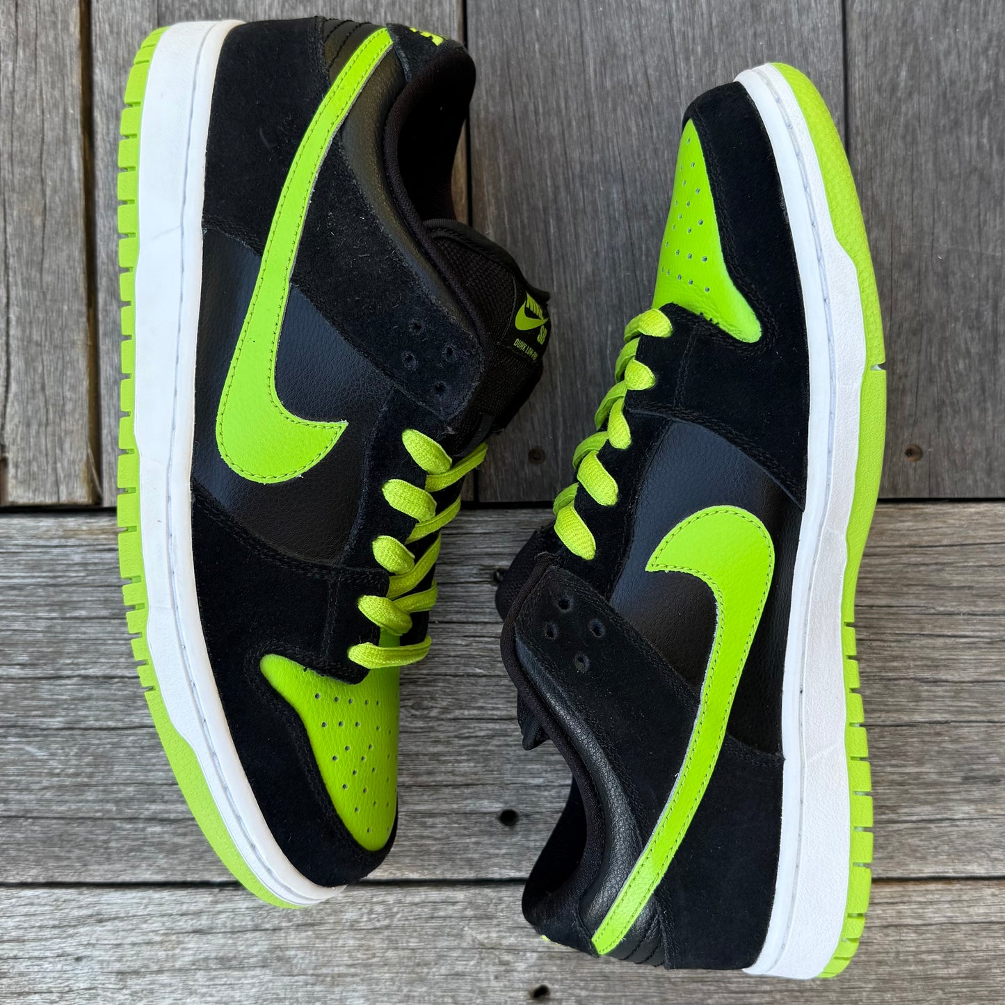 Nike SB Dunk Low Neon JPack Size 9.5