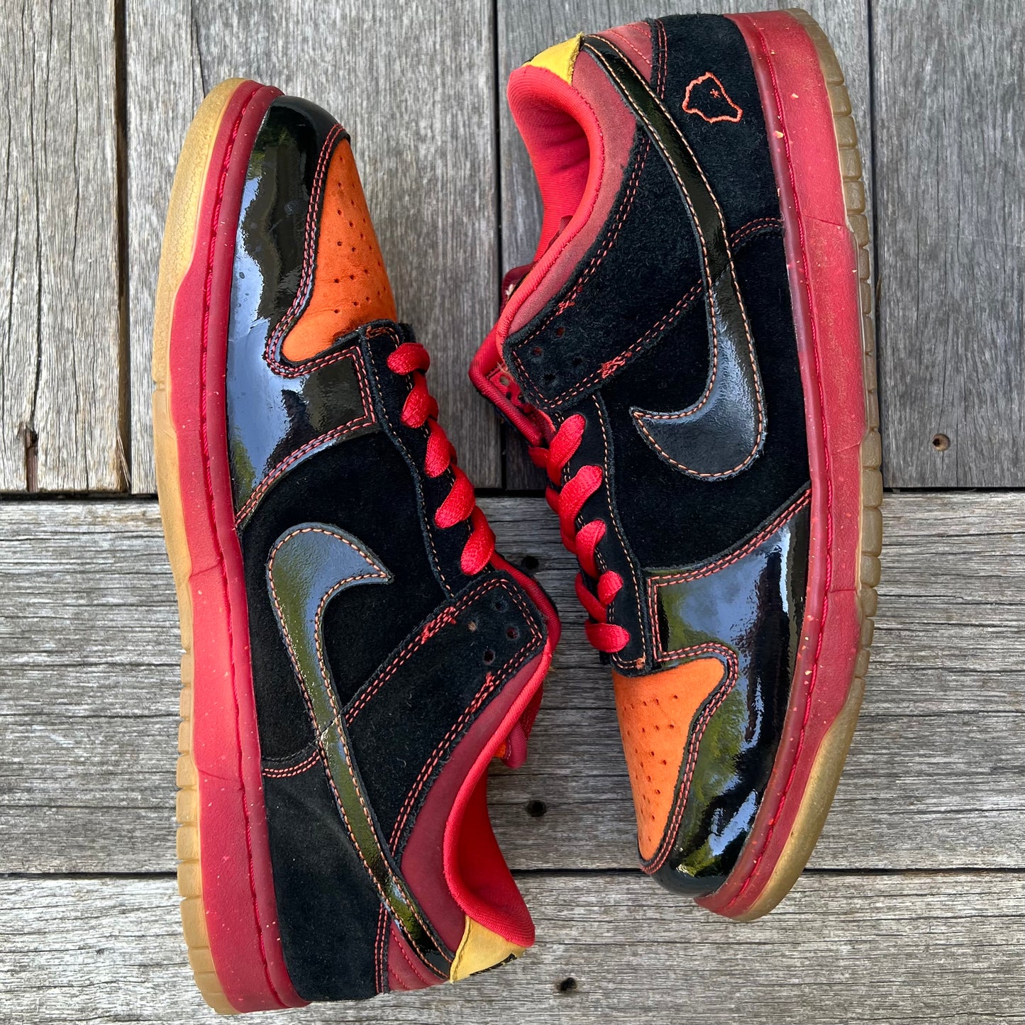 Nike SB Dunk Low Hawaii Size 10.5
