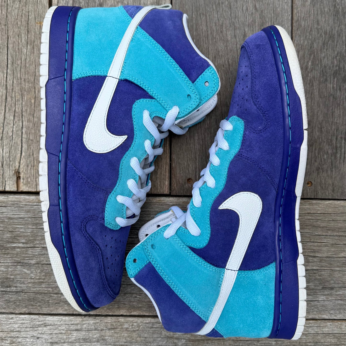 Nike SB Dunk High Oceanic Airlines Size 12