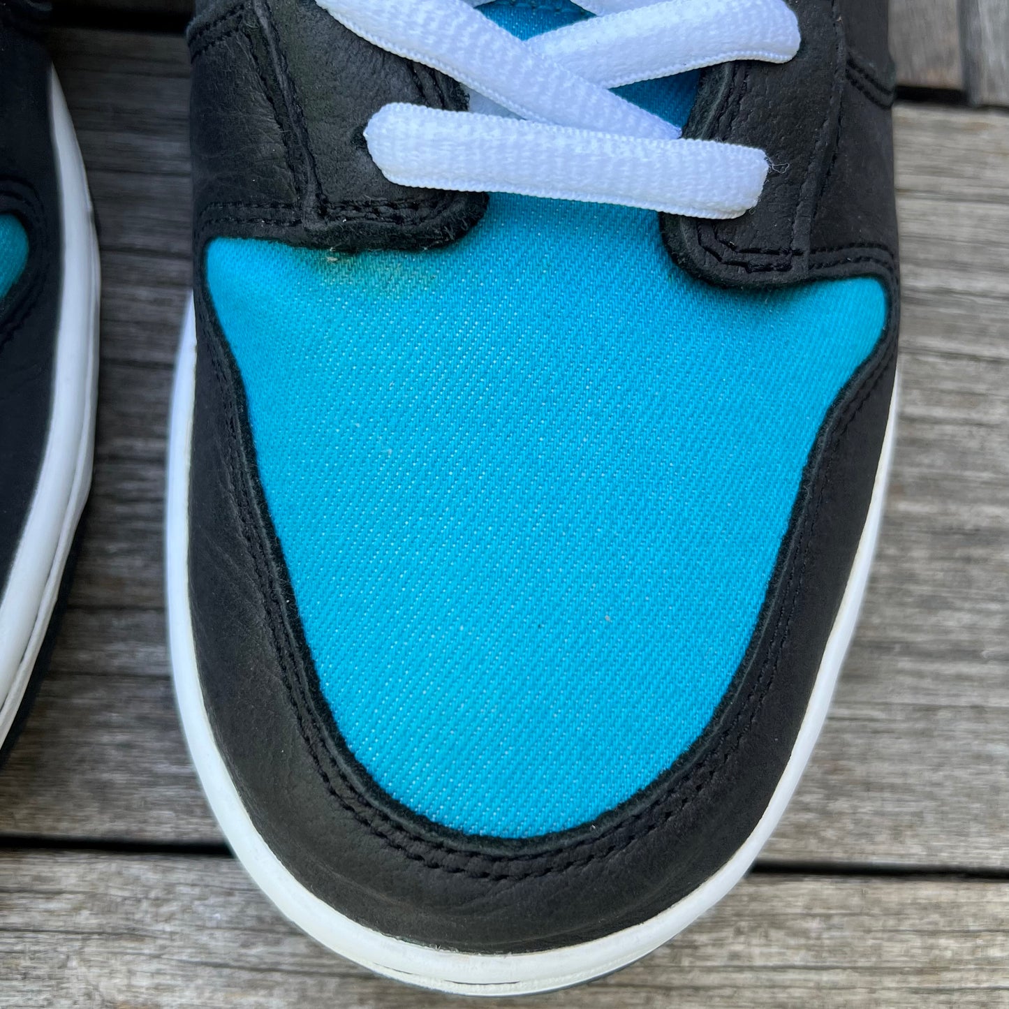 Nike SB Dunk Low Angels & Demons Size 12