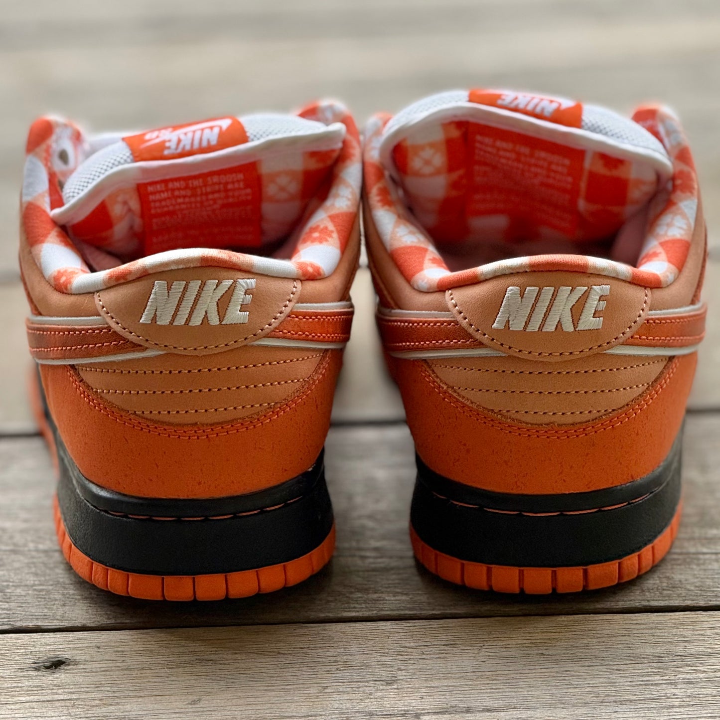 Nike SB Dunk Low Orange Lobster Size 9