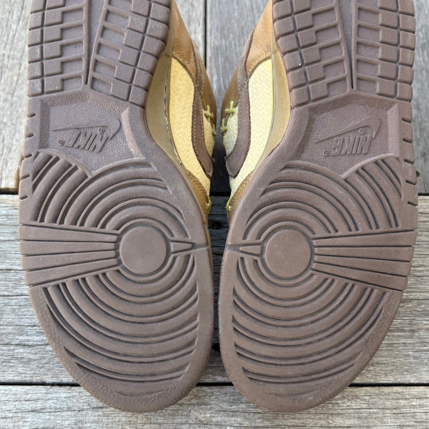 Nike SB Dunk Low Shanghai 2 Size 10.5