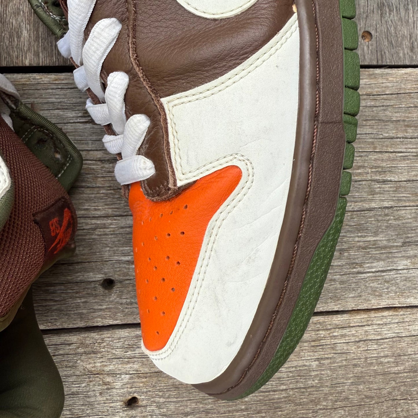 Nike SB Dunk Low Oompa Loompa Size 12