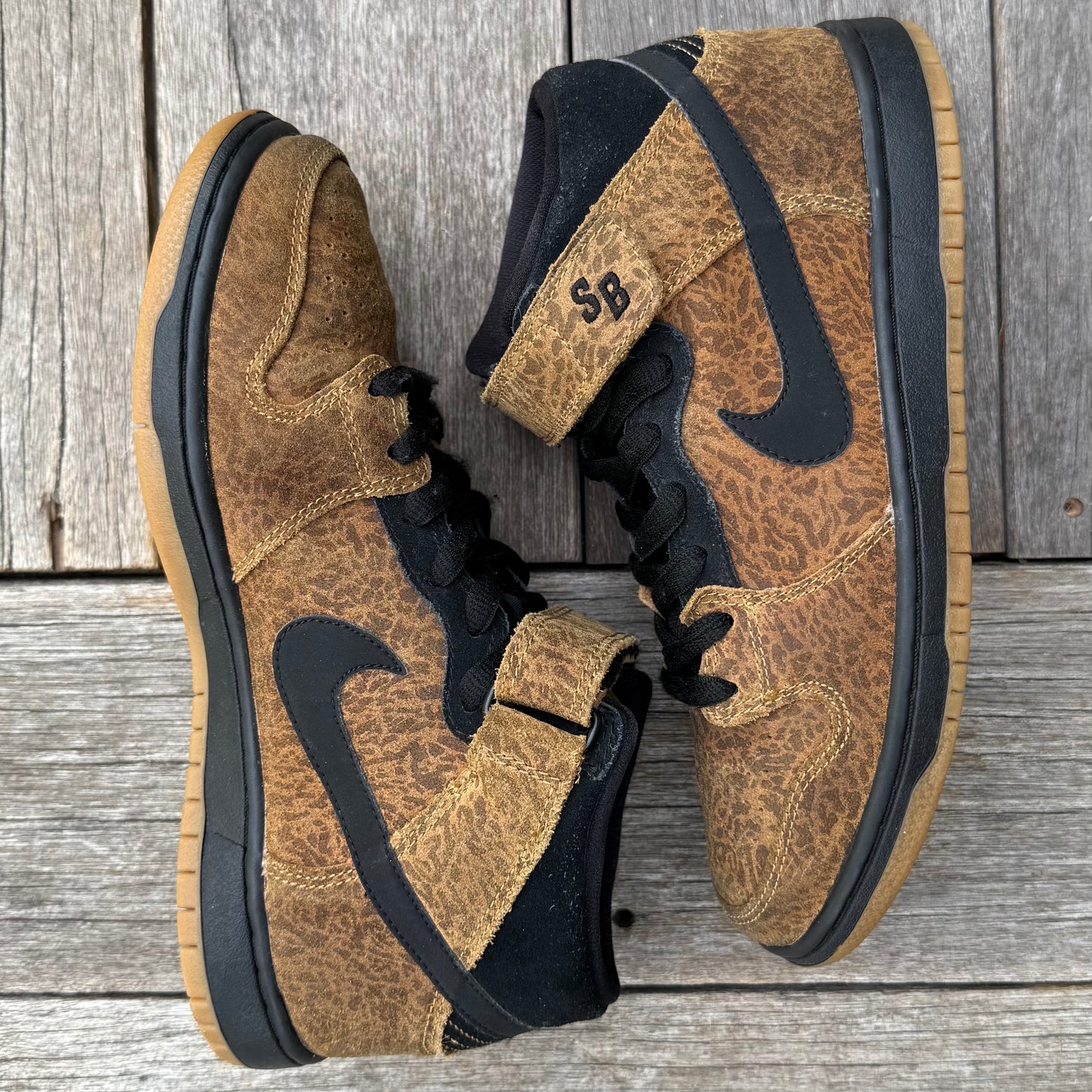 Nike SB Dunk Mid Leopard SAMPLE Size 8
