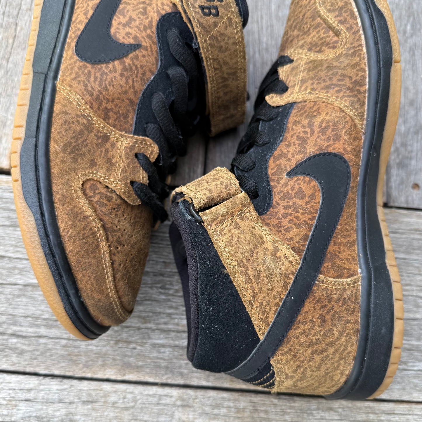 Nike SB Dunk Mid Leopard SAMPLE Size 8