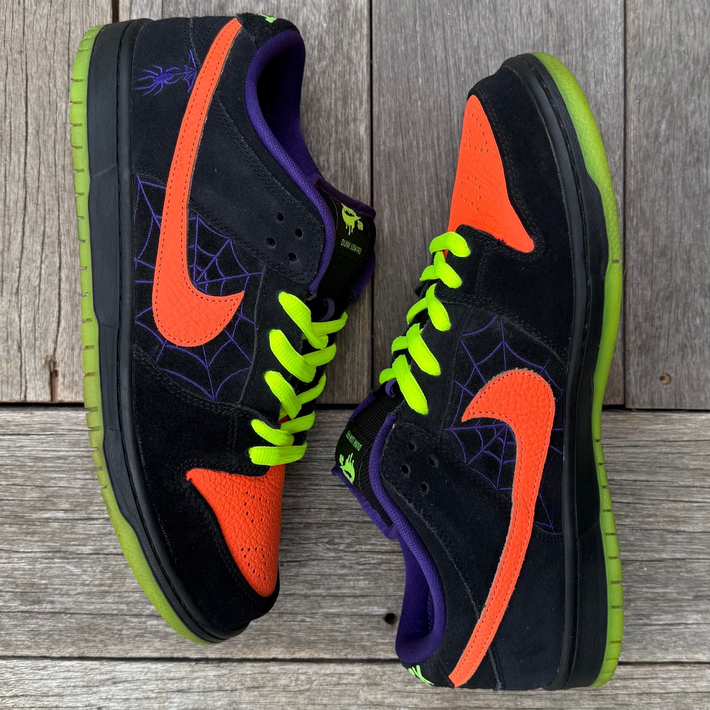 Nike SB Dunk Low Night of Mischief Size 11
