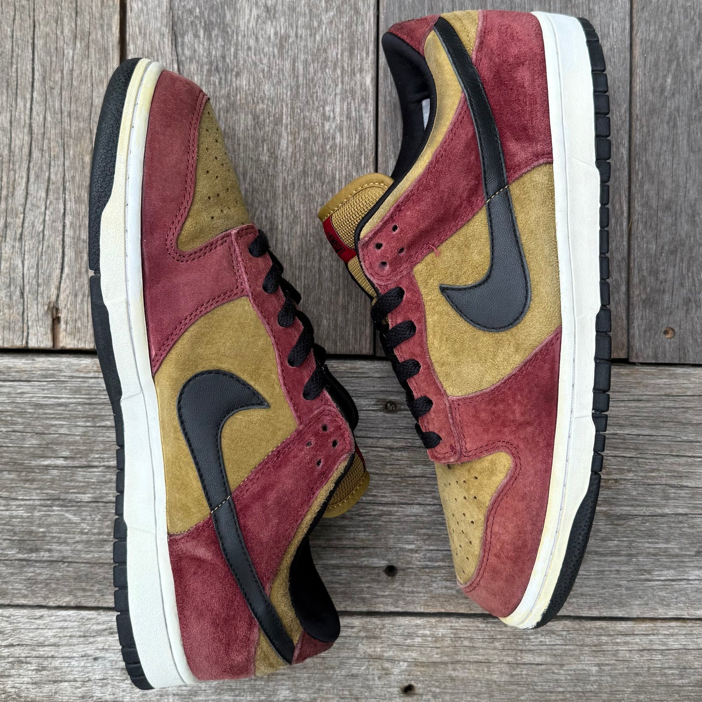 Nike Dunk Low 6.0 Spanish Moss Size 10.5