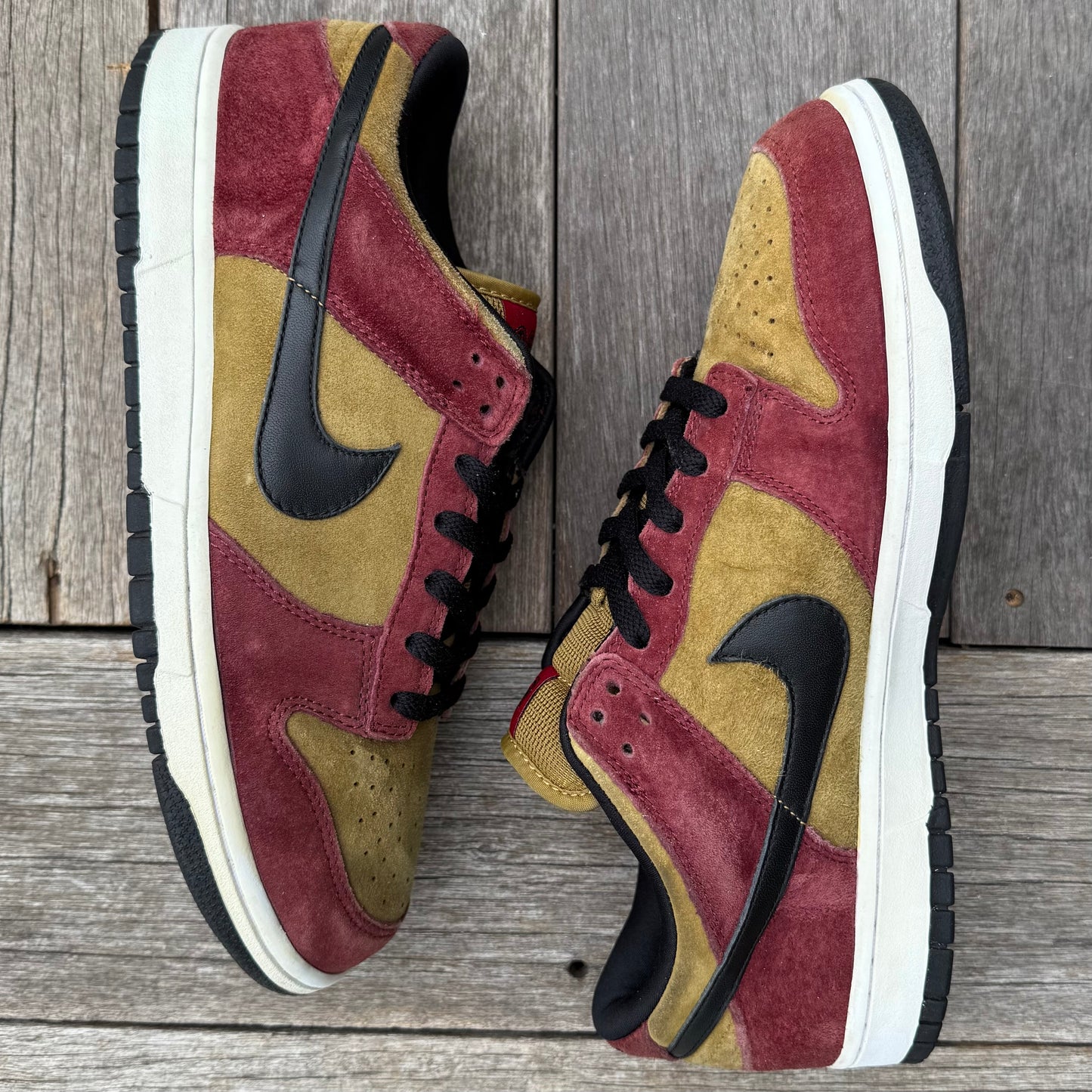 Nike Dunk Low 6.0 Spanish Moss Size 10.5