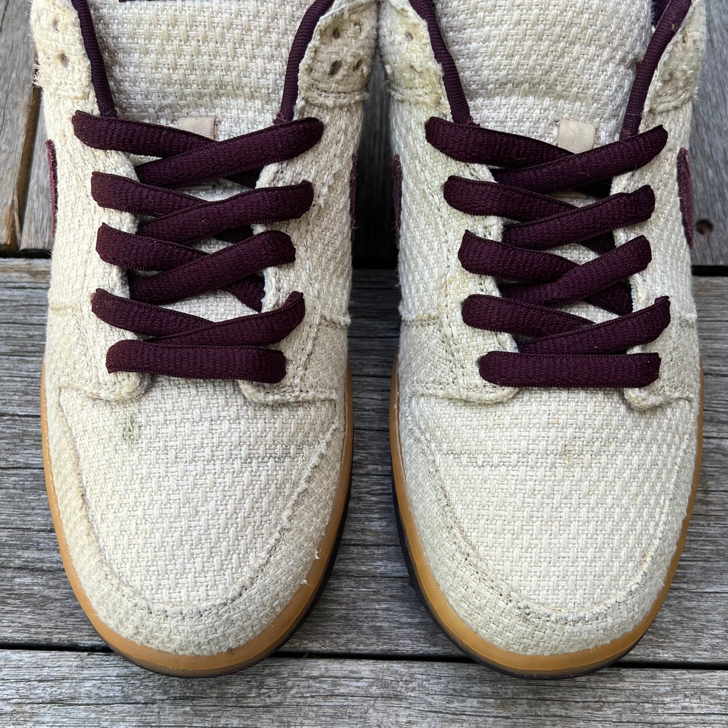 Nike SB Dunk Low Red Hemp Size 8
