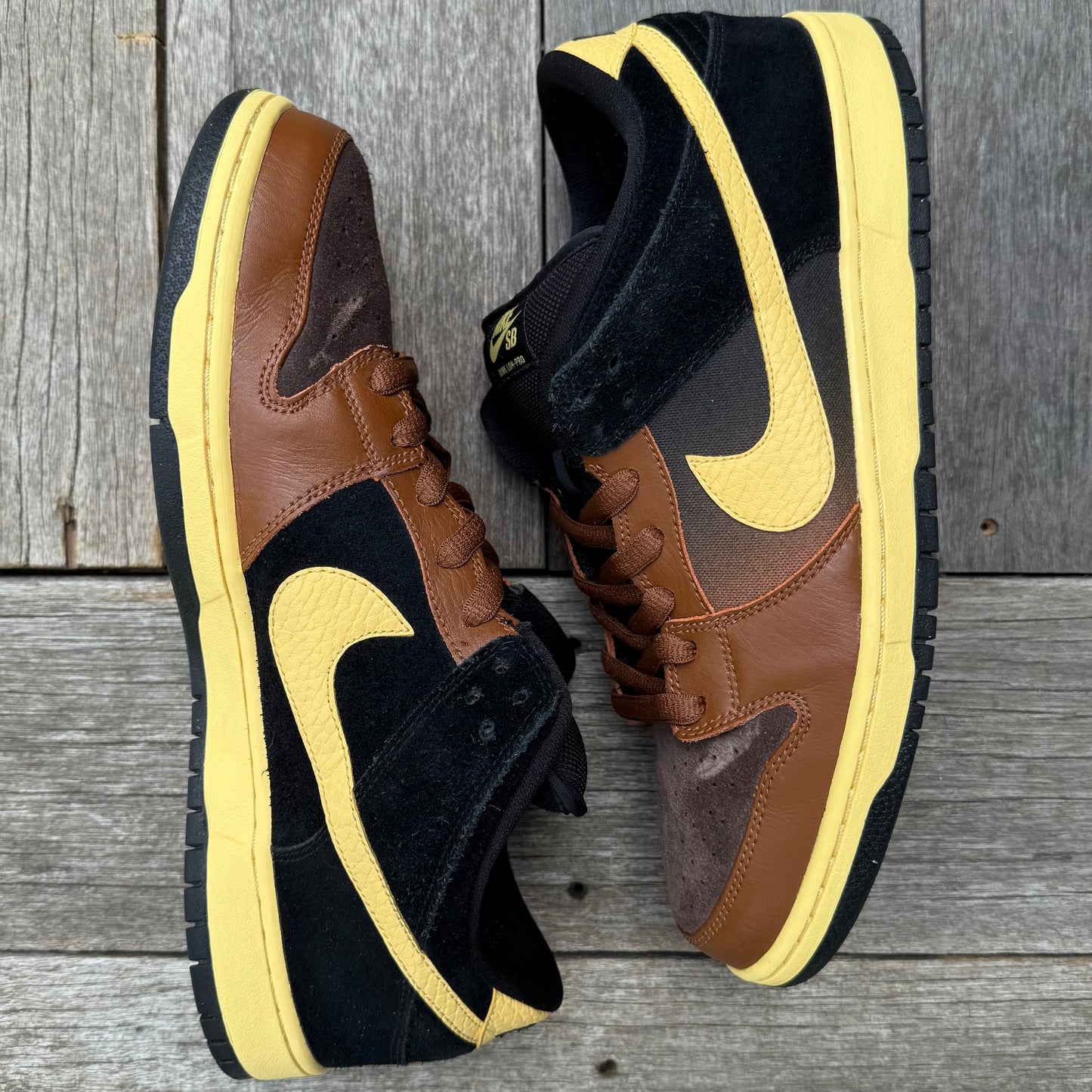 Nike SB Dunk Low Black & Tan Size 12
