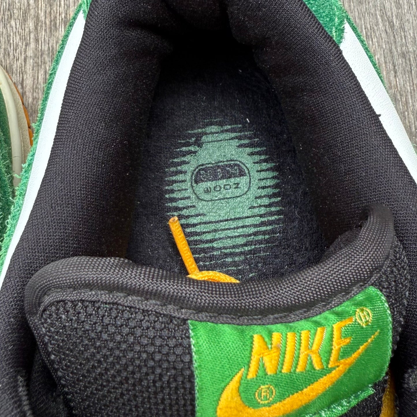 Nike SB Dunk Low Buck Size 8